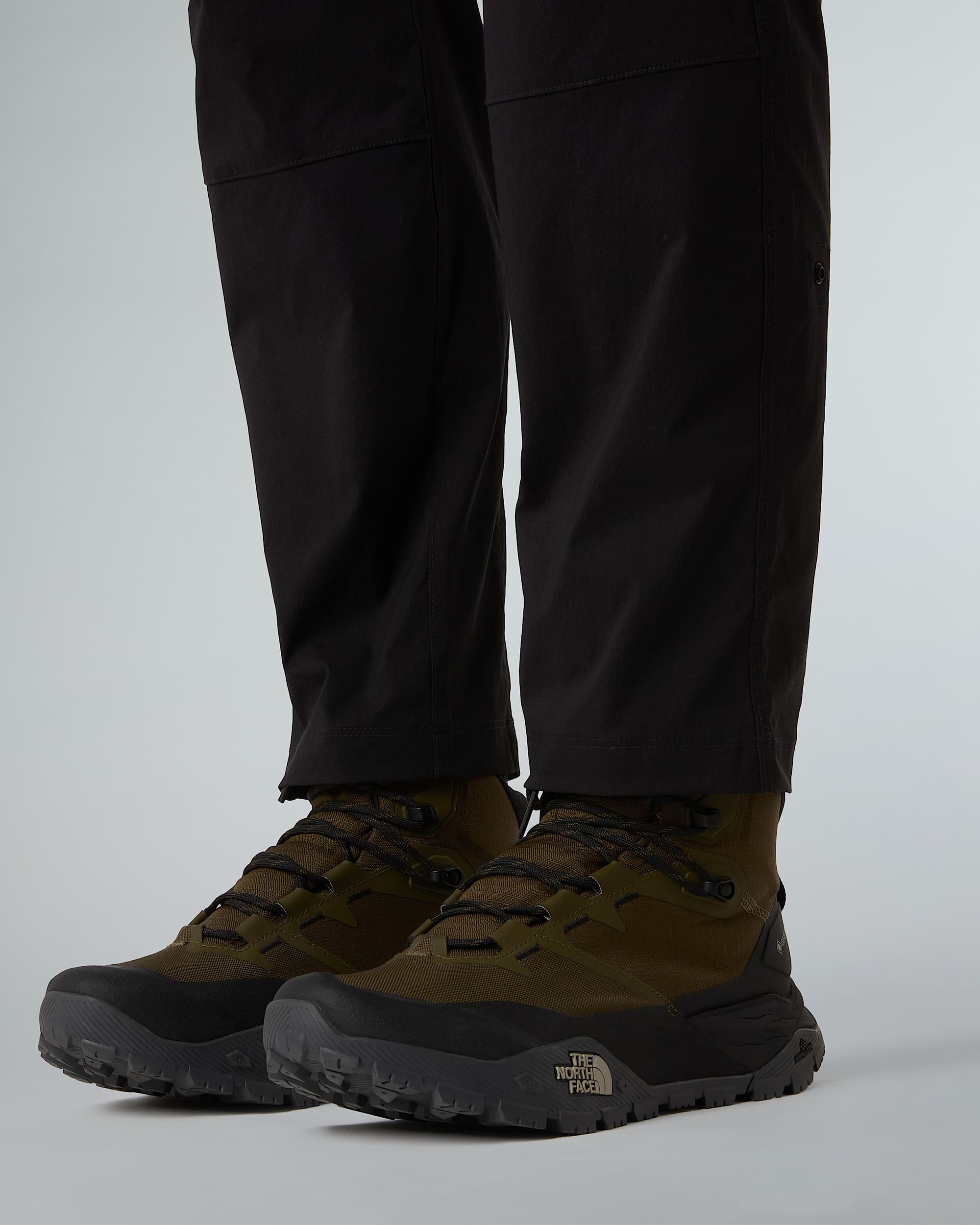 Mens Offtrail GORETEX Hiking Boots TNF ALT4