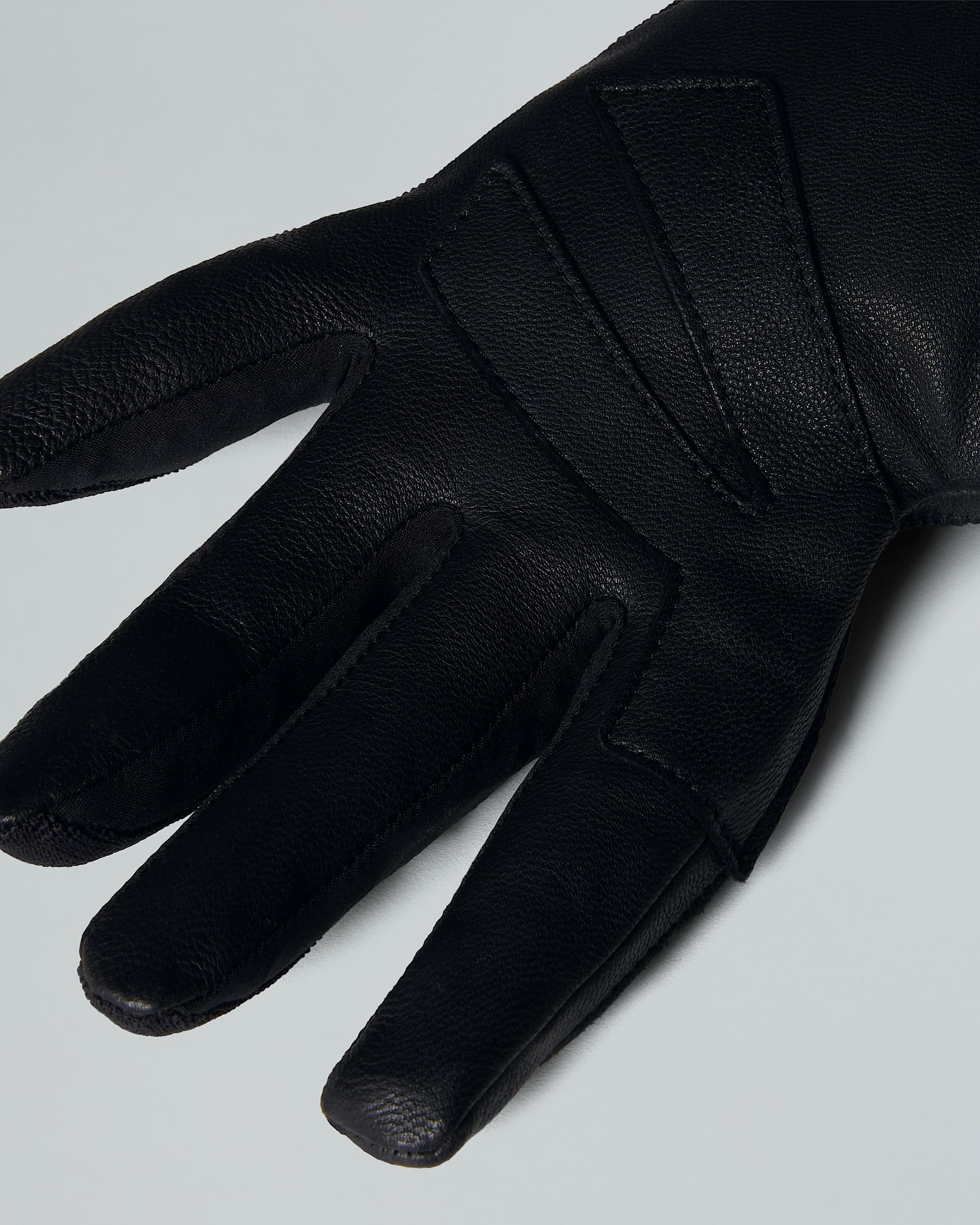 Amp Gloves TNF ALT2