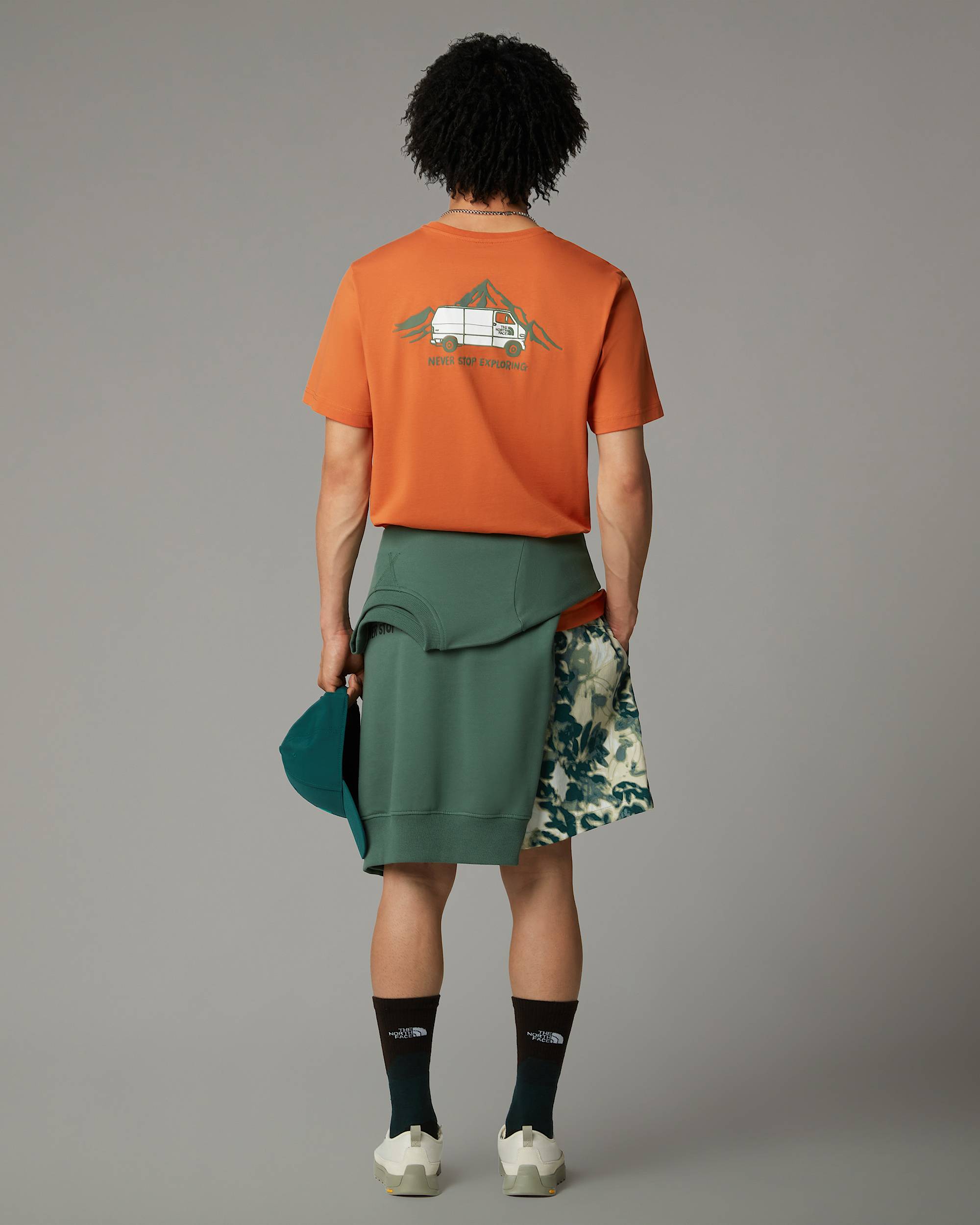 Mens Outdoor Graphic TShirt TNF ALT6