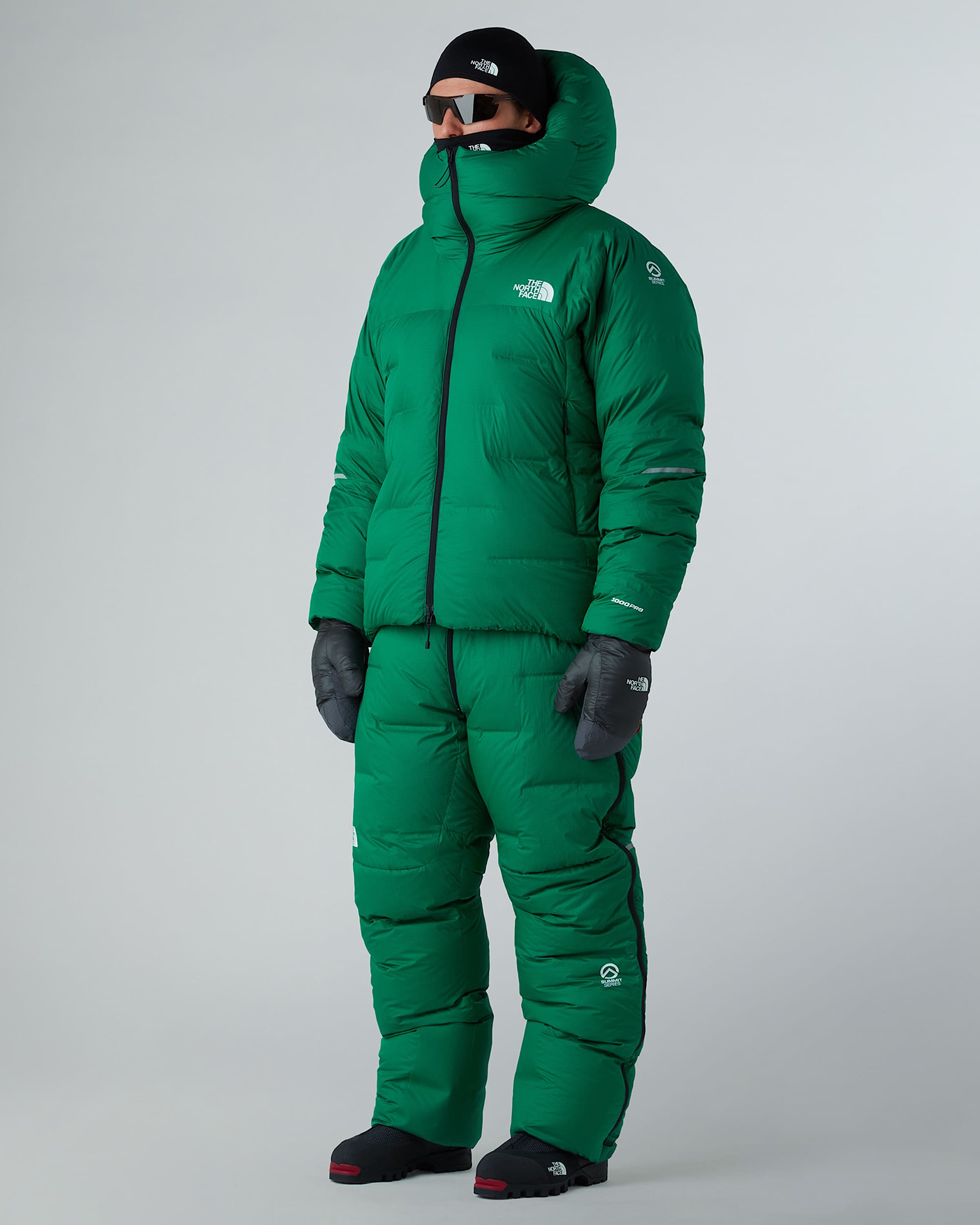 Mens Summit Cloud Down AMK Parka TNF ALT1