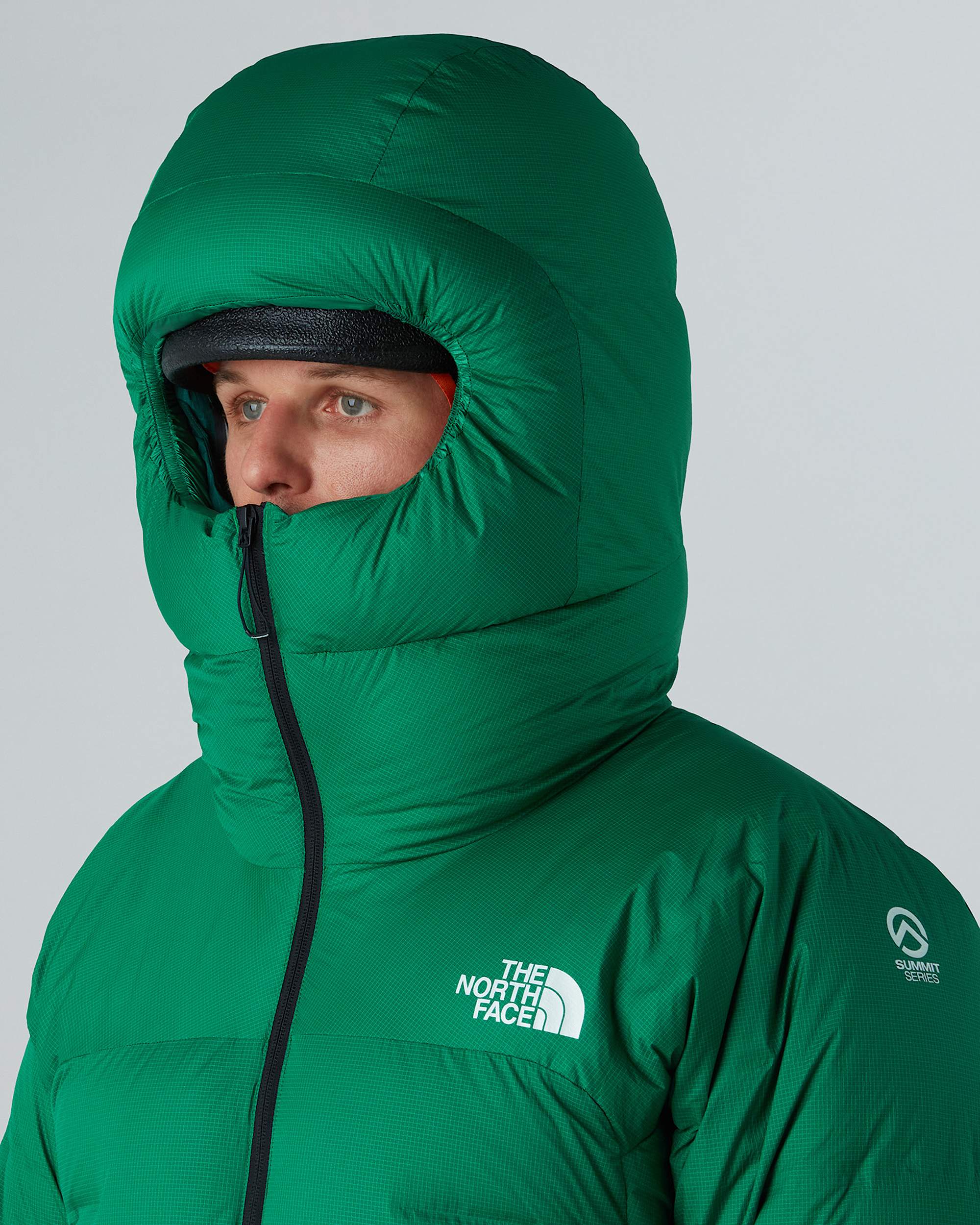 Mens Summit Cloud Down AMK Parka TNF ALT5