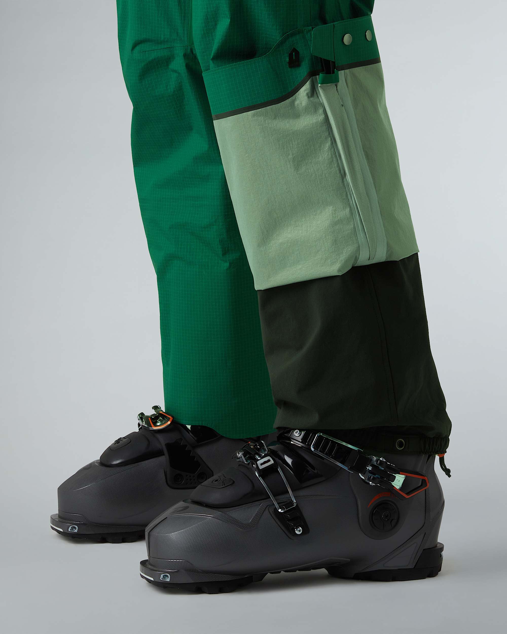 Mens Summit FUTURELIGHT AMK Ski Trousers TNF ALT9