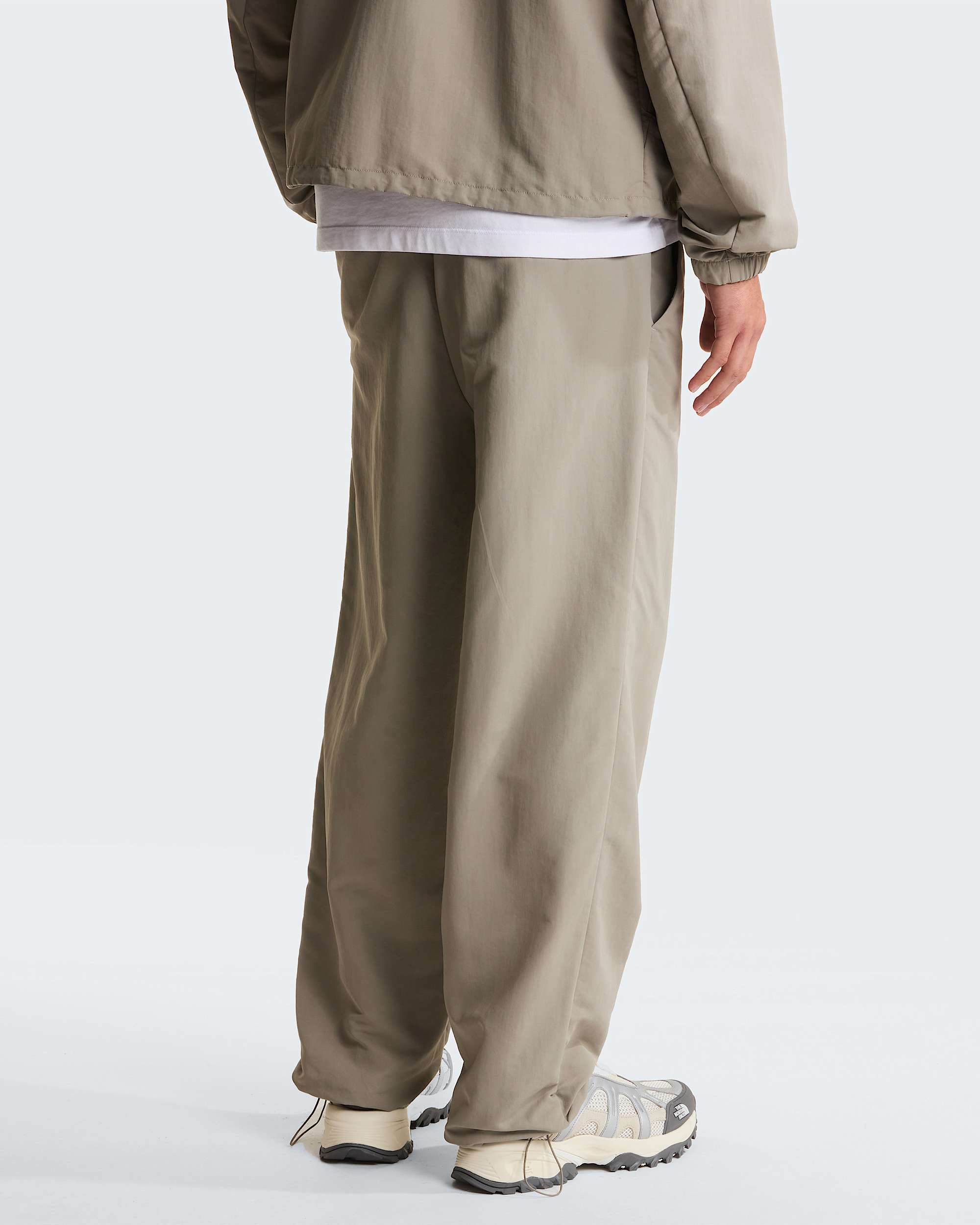 Mens TNF Easy Wind Trousers TNF ALT3