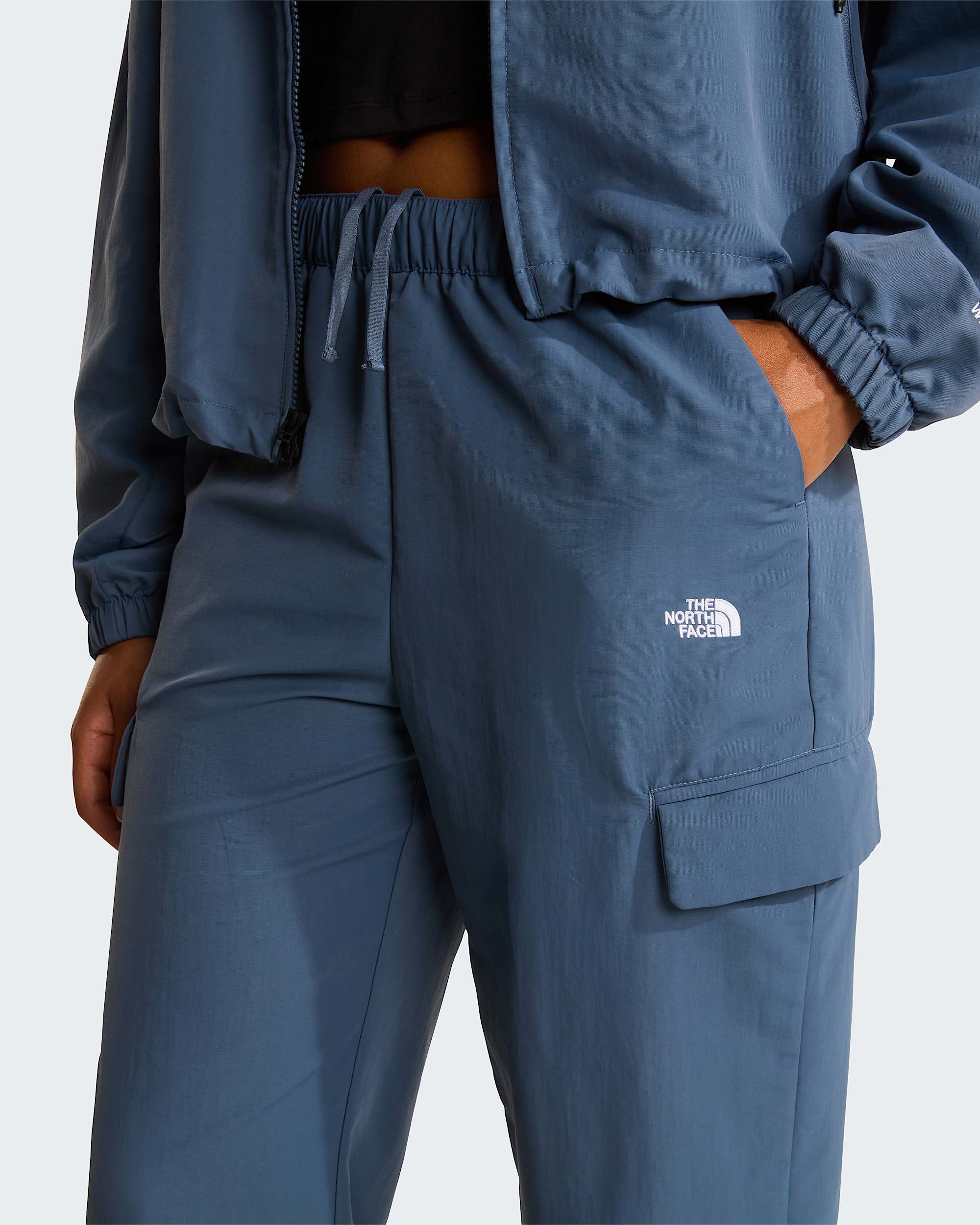 Womens TNF Easy Wind Cargo Trousers TNF ALT4