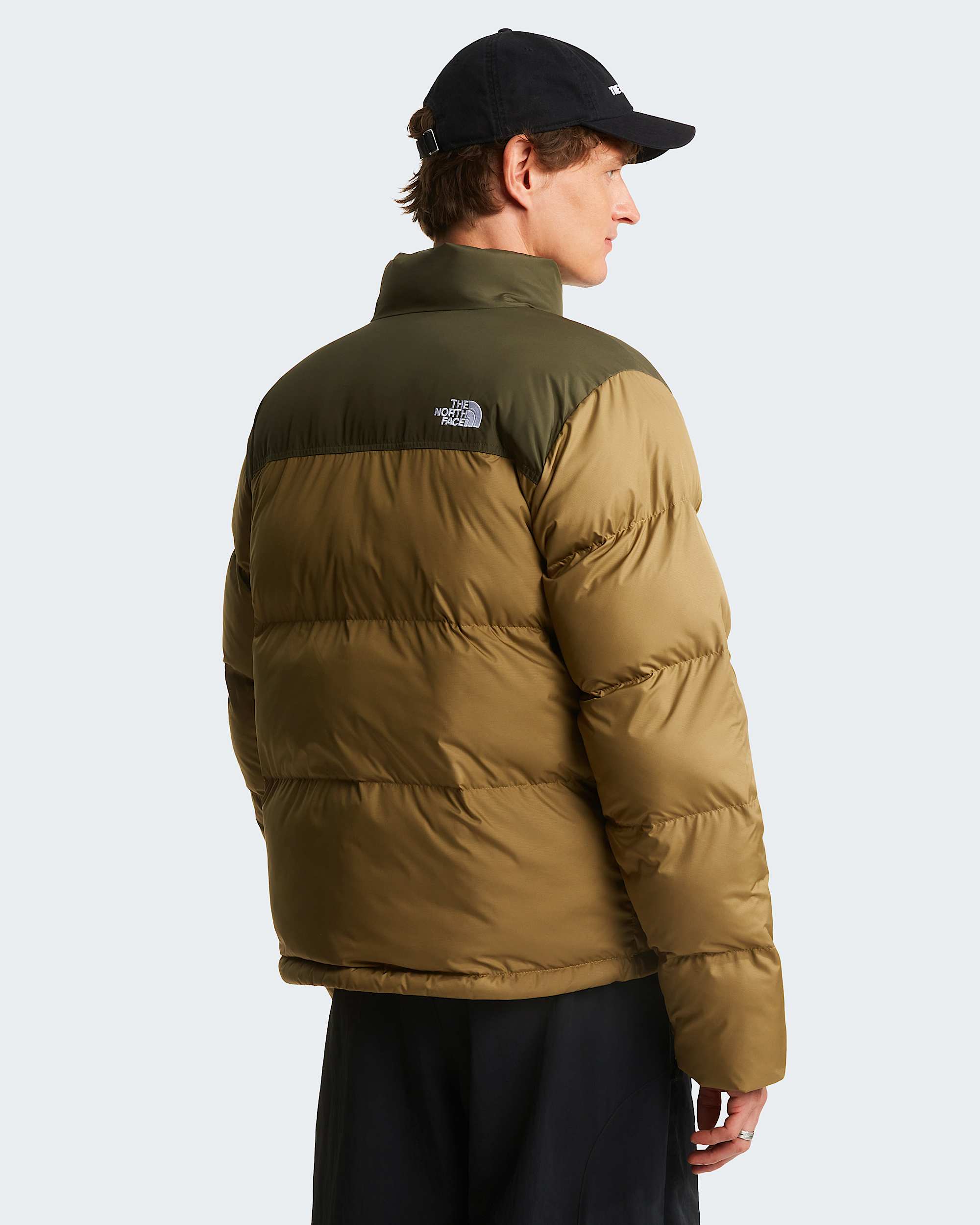 Mens Saikuru Jacket TNF New Taupe GreenCedar ALT3