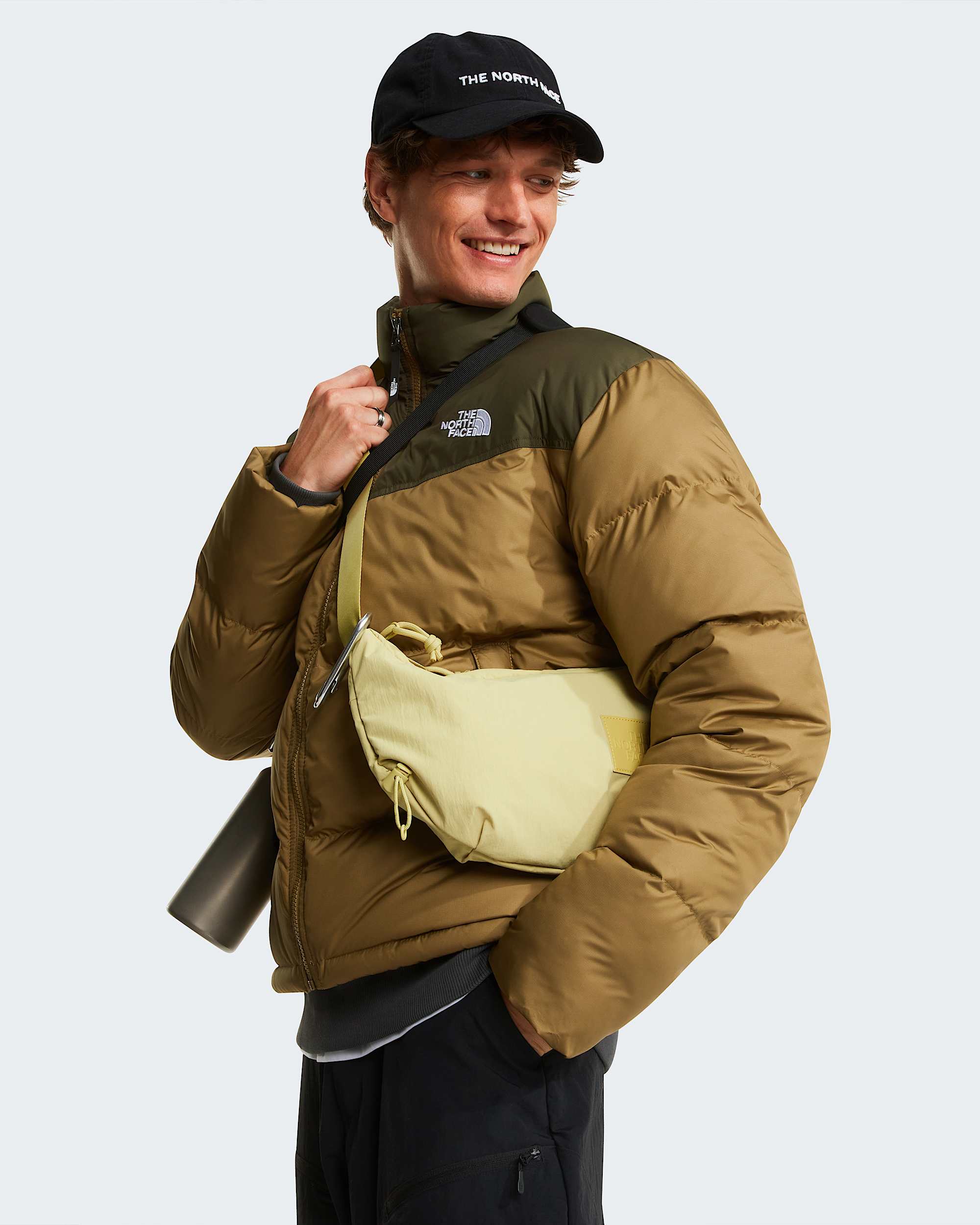 Mens Saikuru Jacket TNF New Taupe GreenCedar ALT9