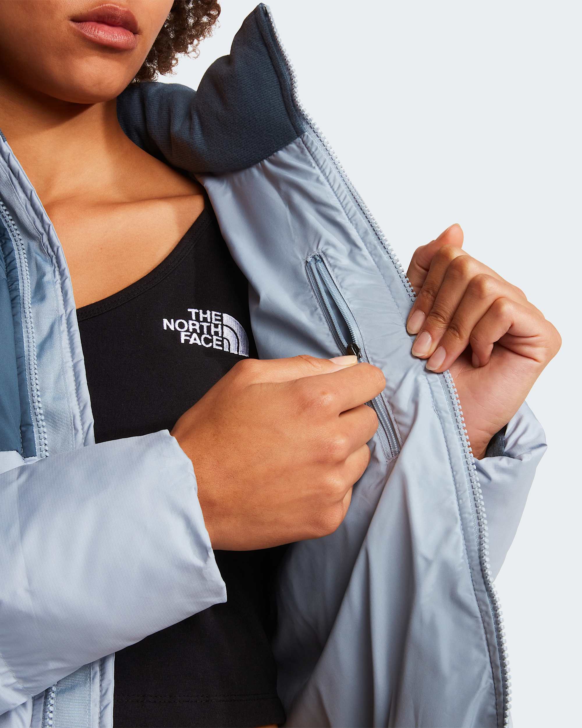 Womens Saikuru Jacket TNF ALT8
