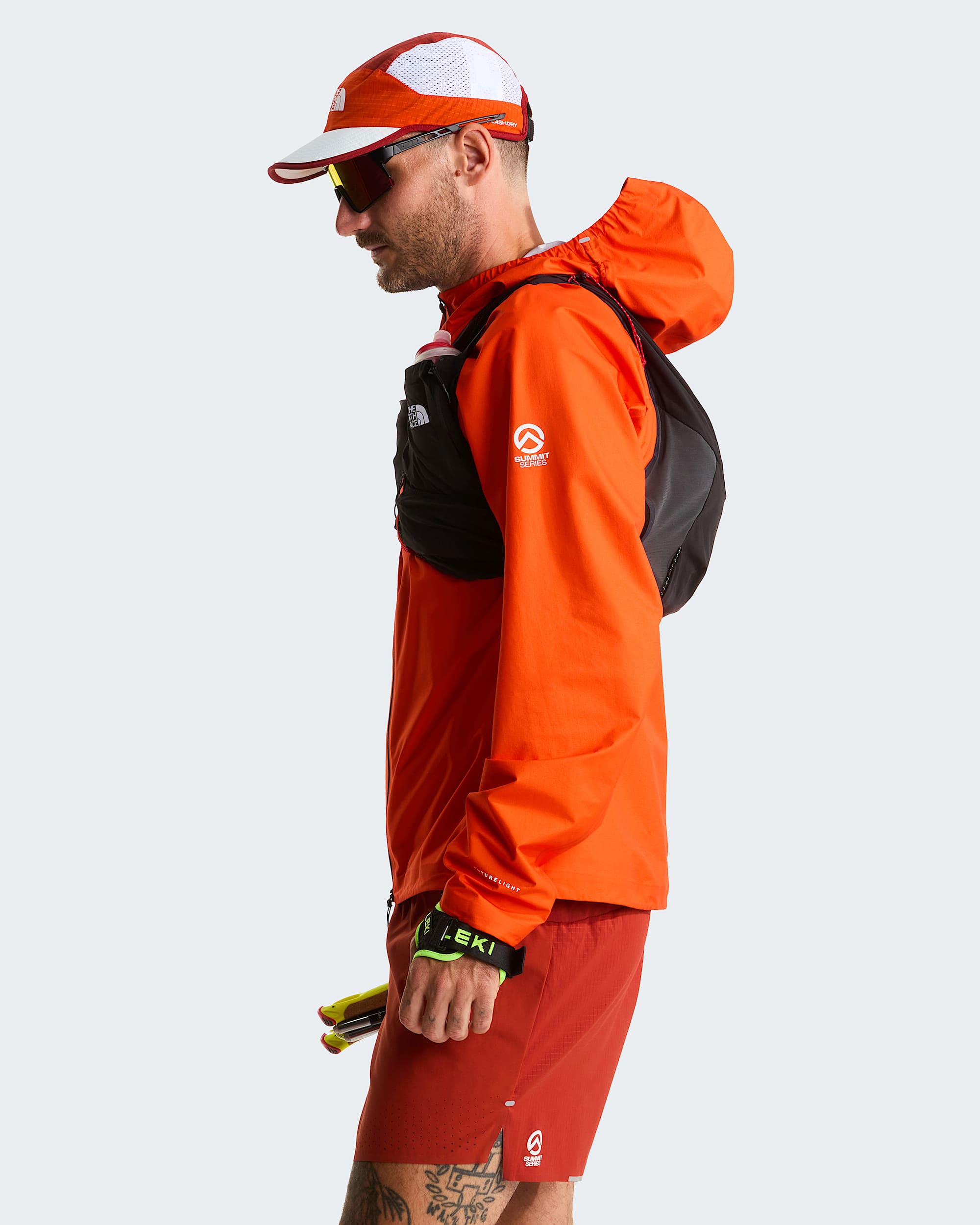 Chaleco de correr Summit de 10 litros TNF TNF BlackAsphalt Grey ALT3