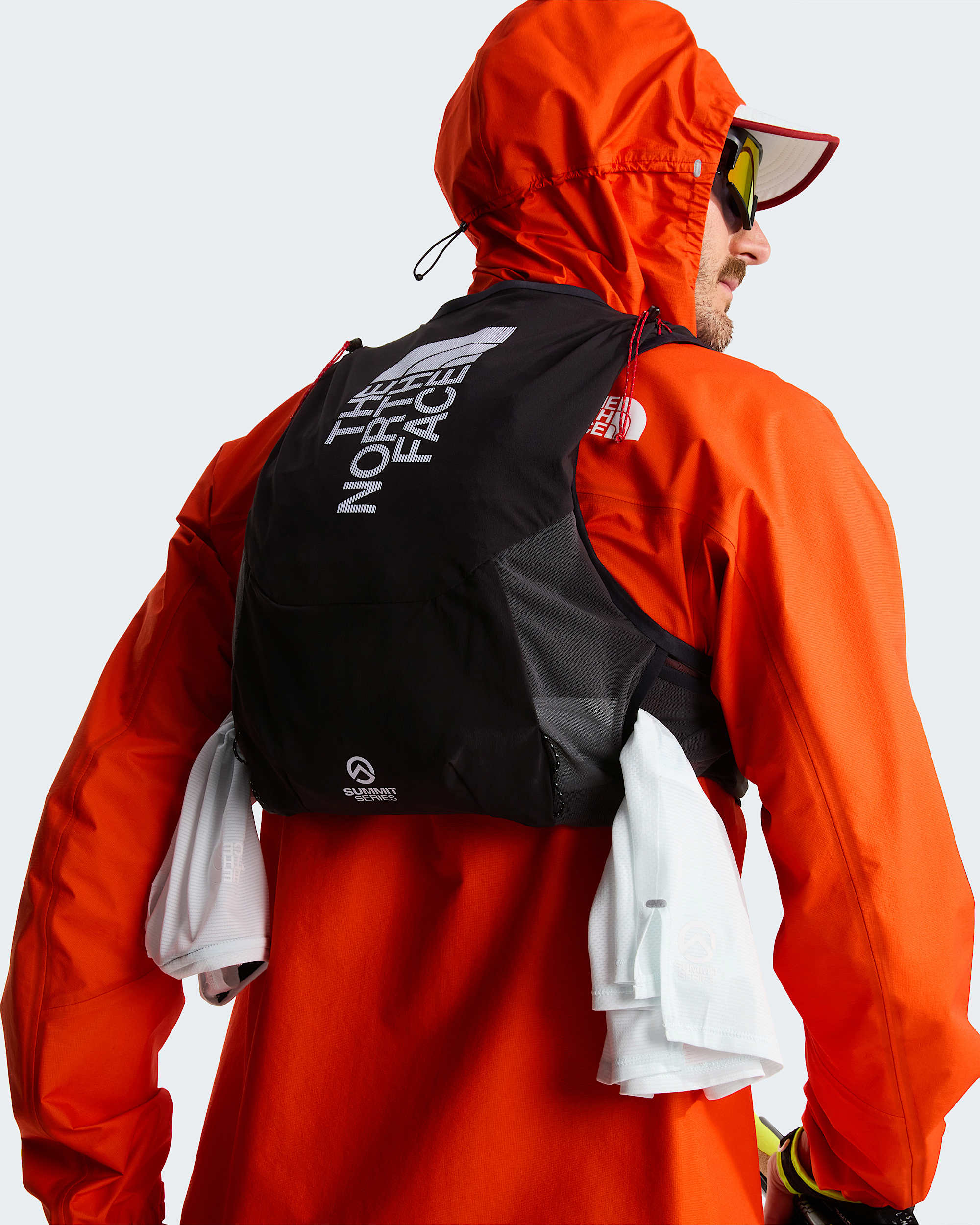 Chaleco de correr Summit de 10 litros TNF TNF BlackAsphalt Grey ALT6