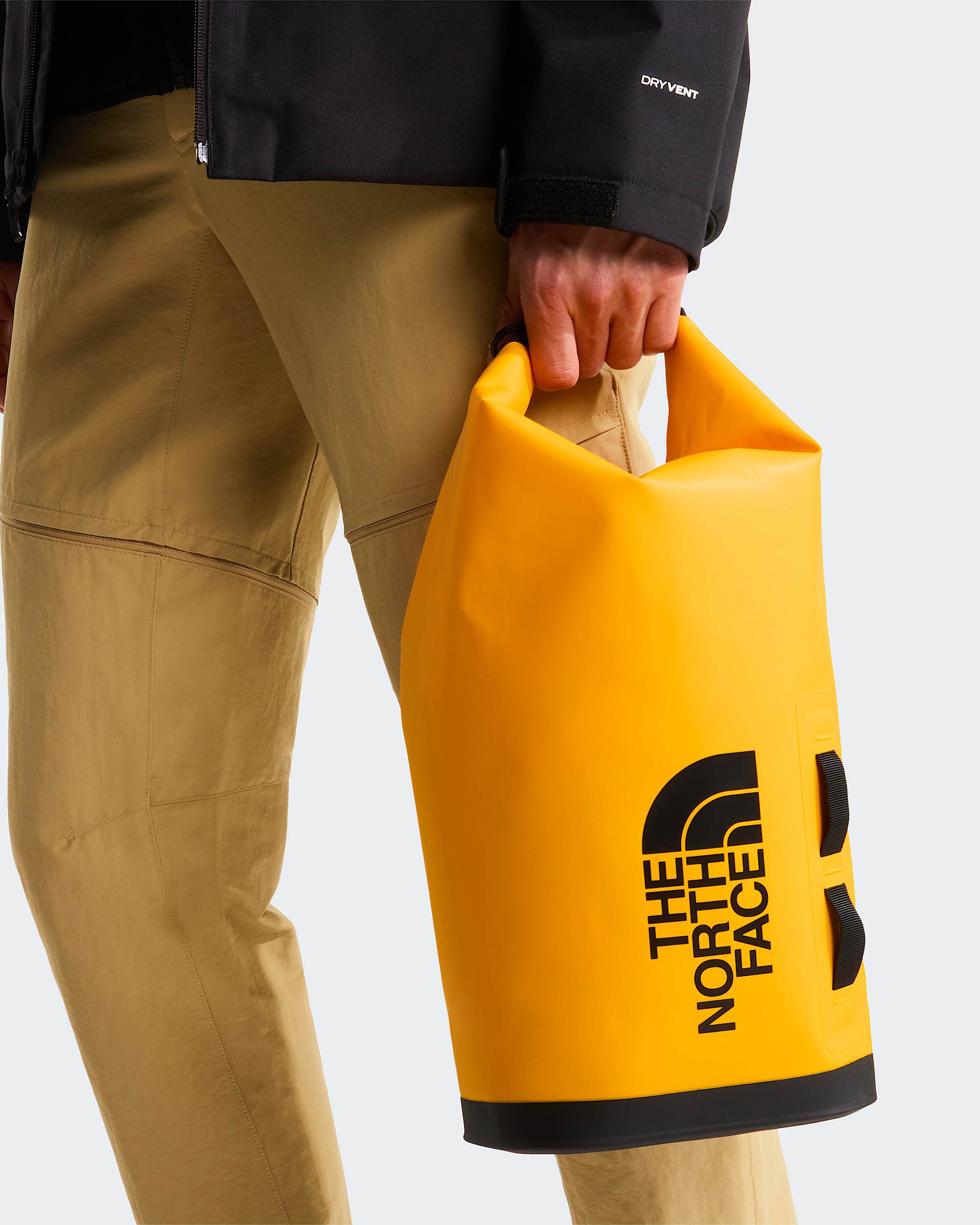 Base Camp Dry Bag  8L TNF ALT1