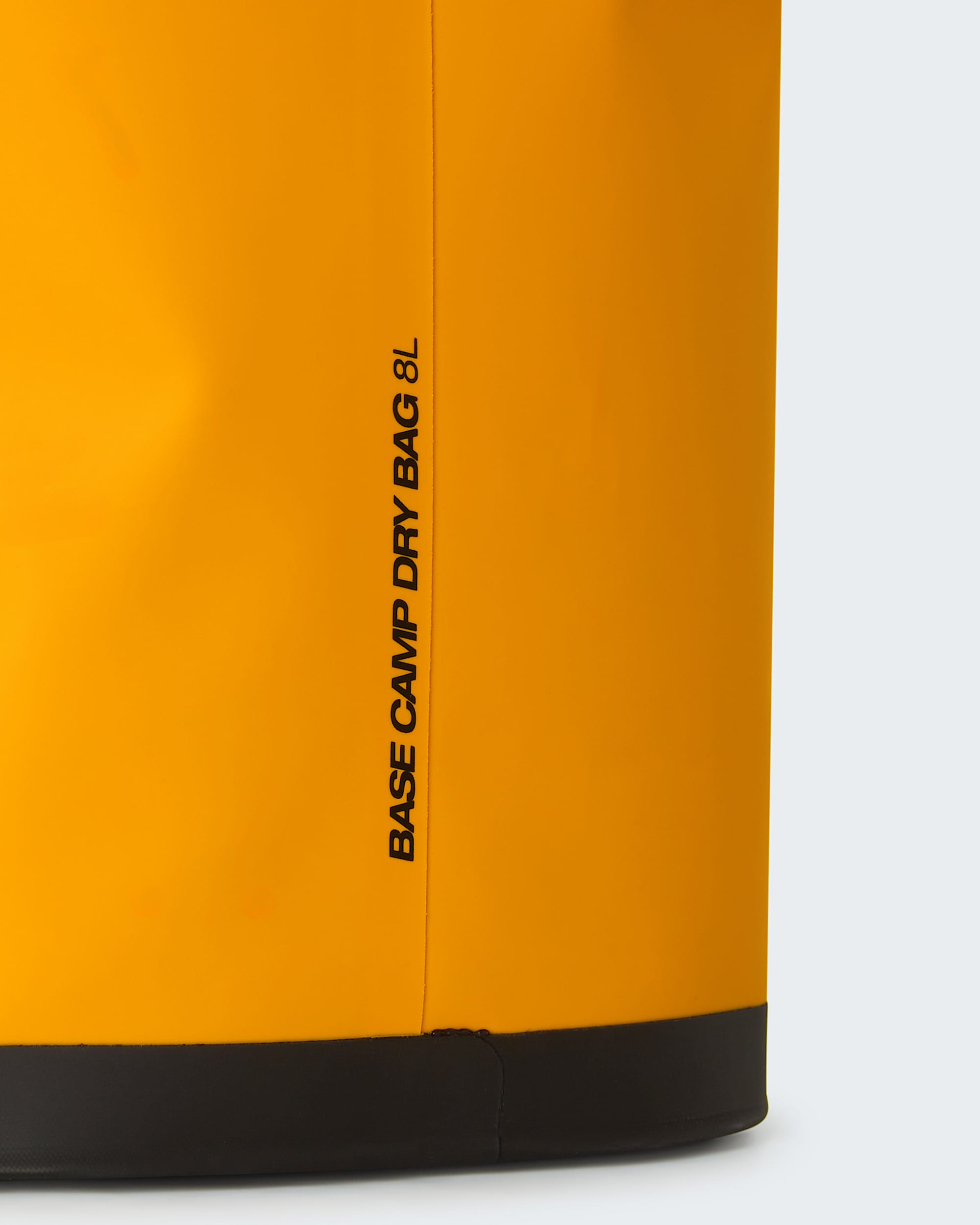 Base Camp Dry Bag  8L TNF ALT5