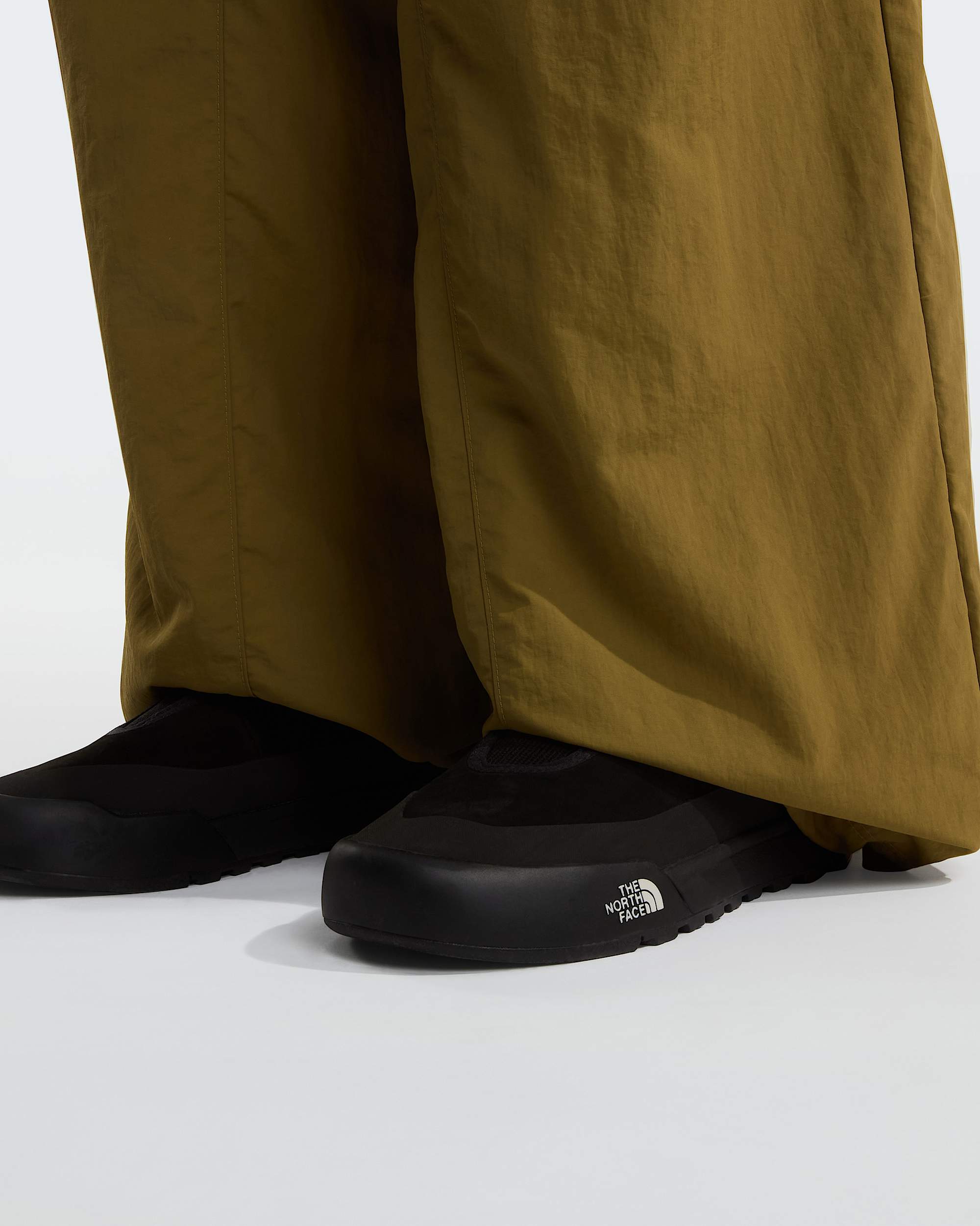 Clyffe SlipOn Shoes TNF alt4