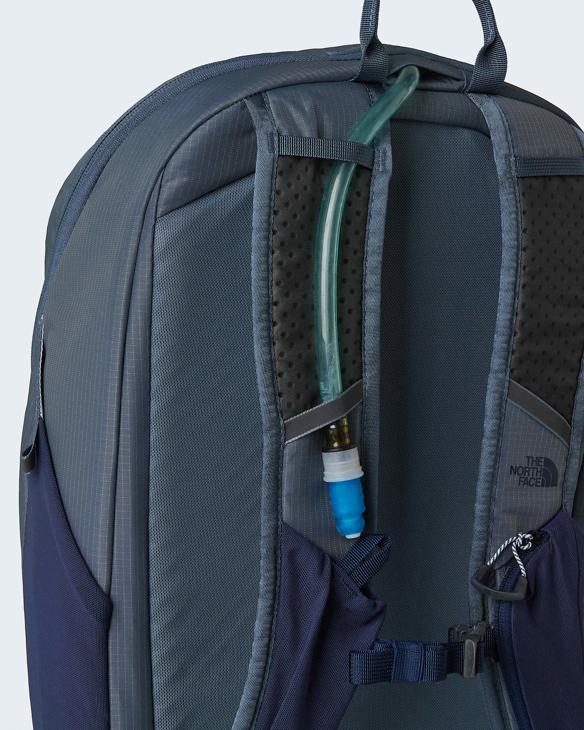 Borealis Trail Backpack TNF ALT6