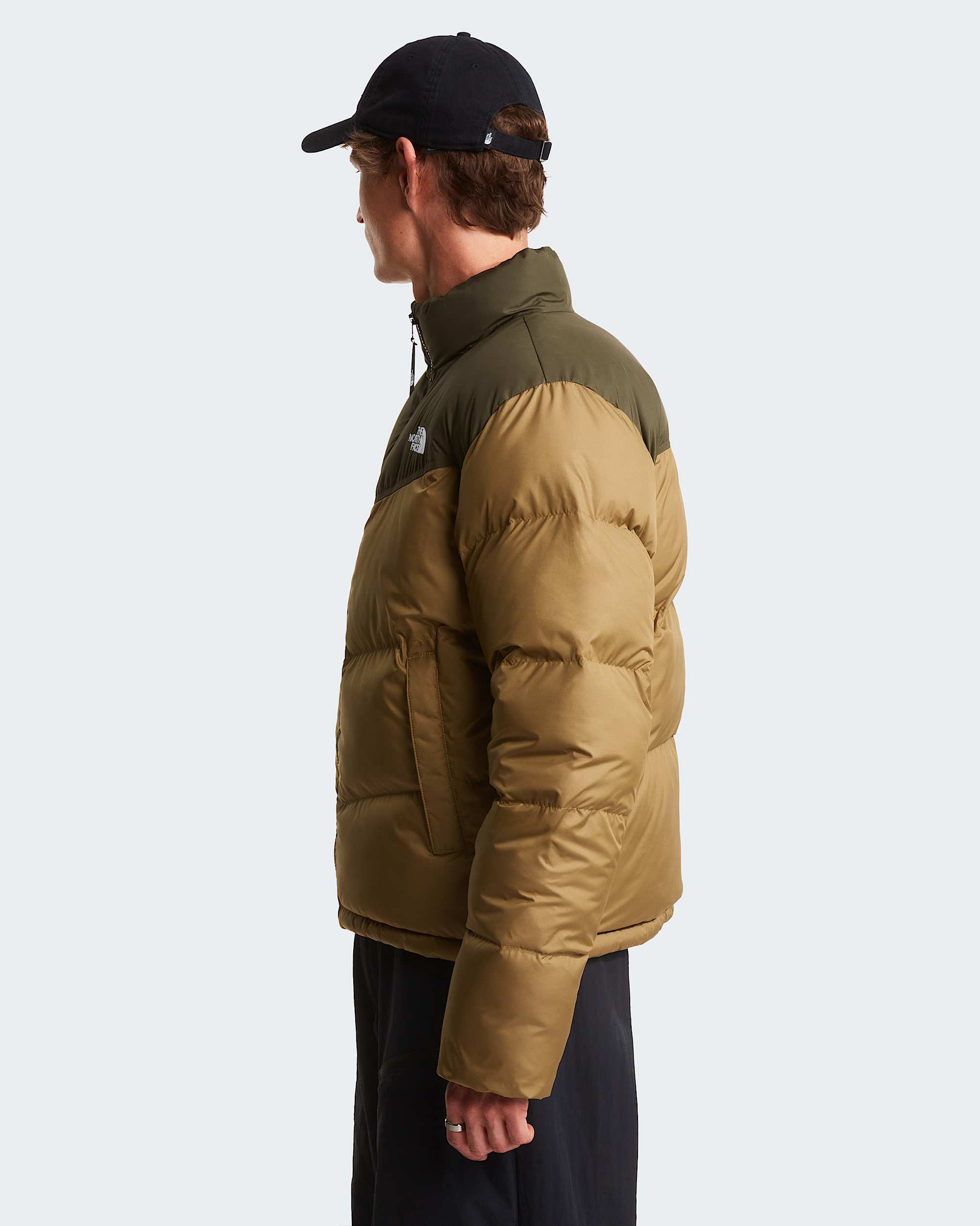 Mens Saikuru Jacket TNF New Taupe GreenCedar ALT2