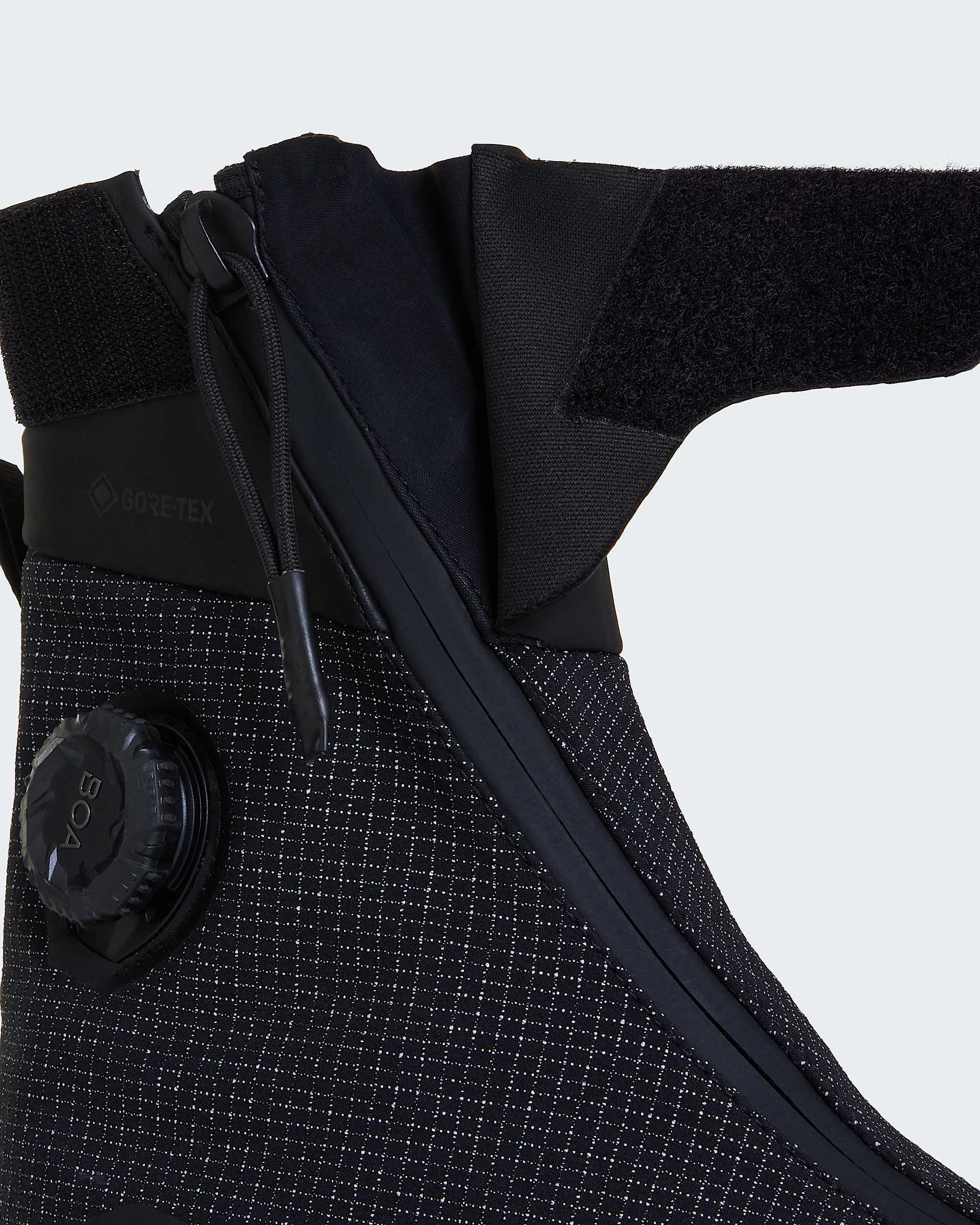 Summit Verto SA GORETEX Boots TNF ALT9