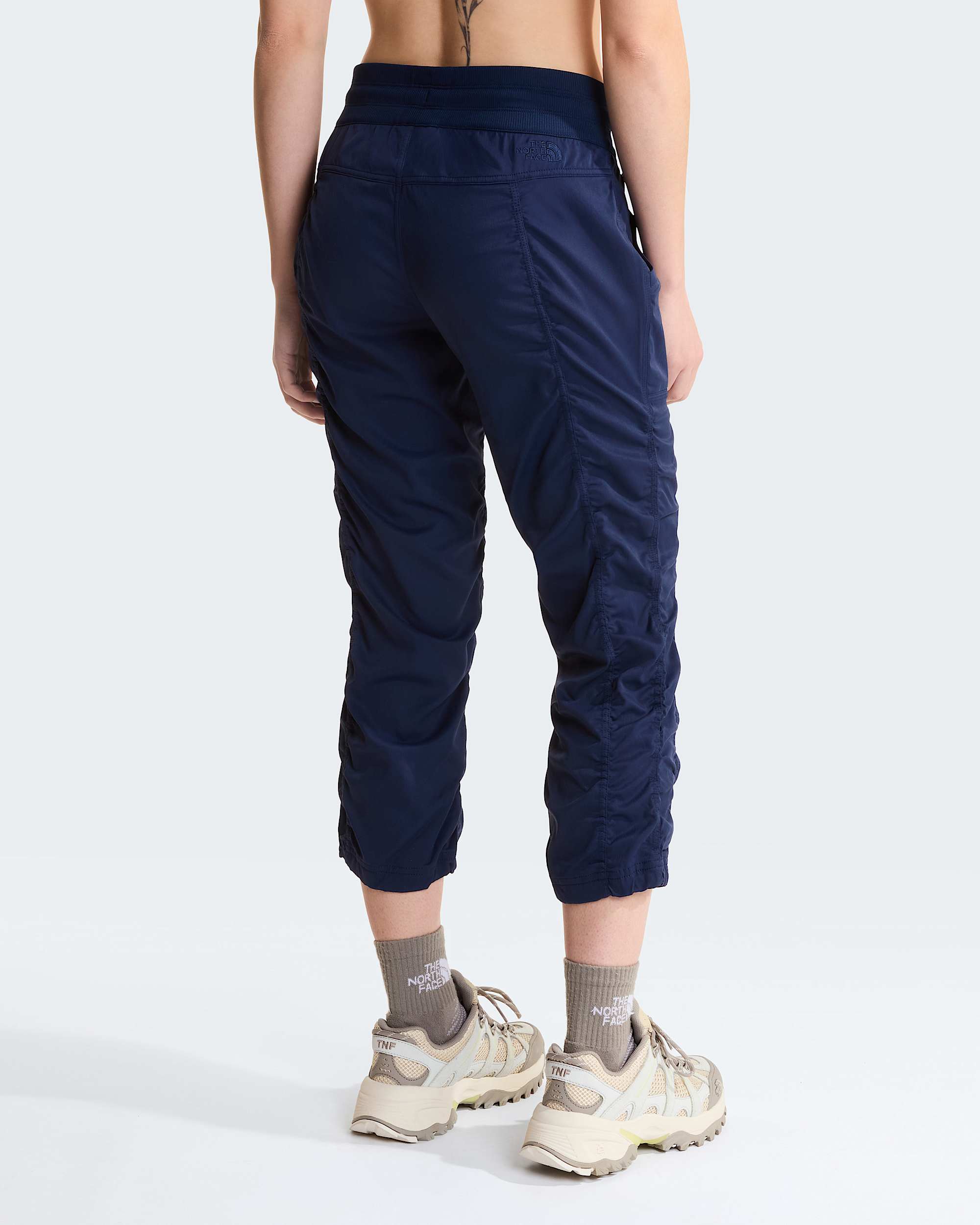 Womens Aphrodite 20 Capri Joggers TNF ALT3