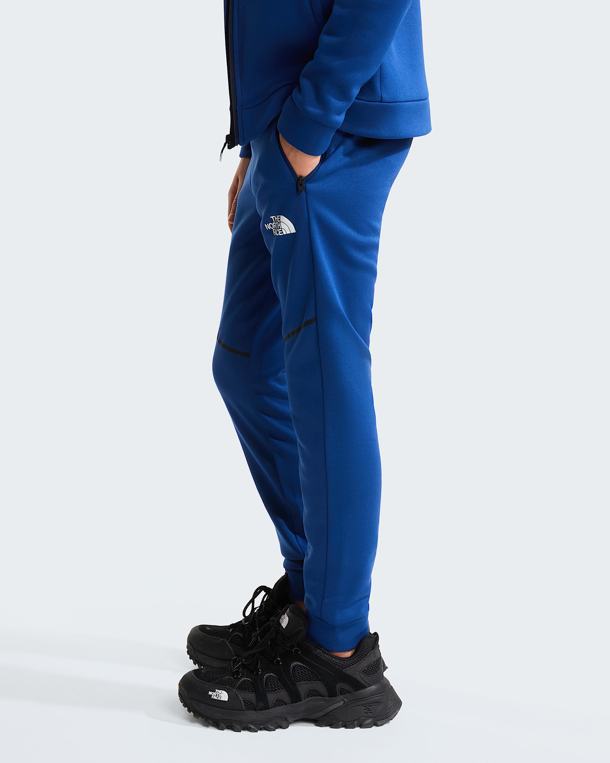 Teens Mountain Athletics Joggers TNF ALT2