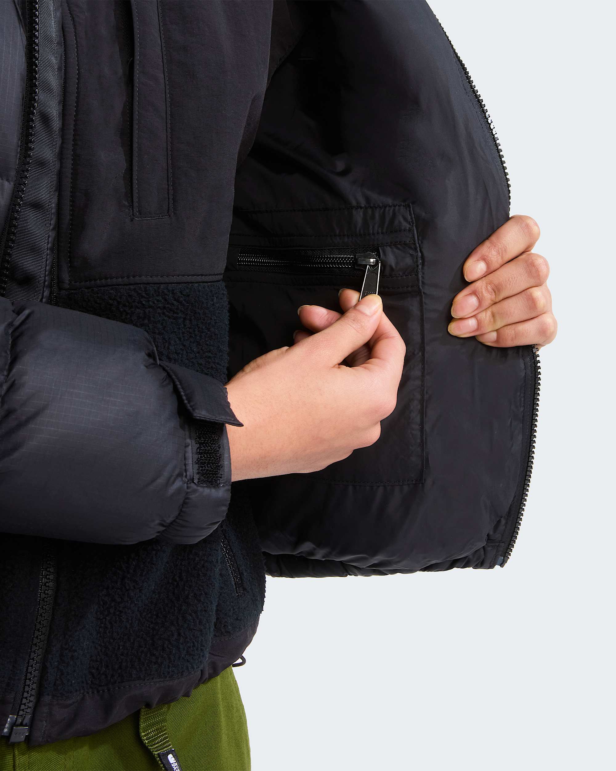 Giacca 1996 Retro Nuptse da donna TNF TNF BlackRecycled Down ALT9