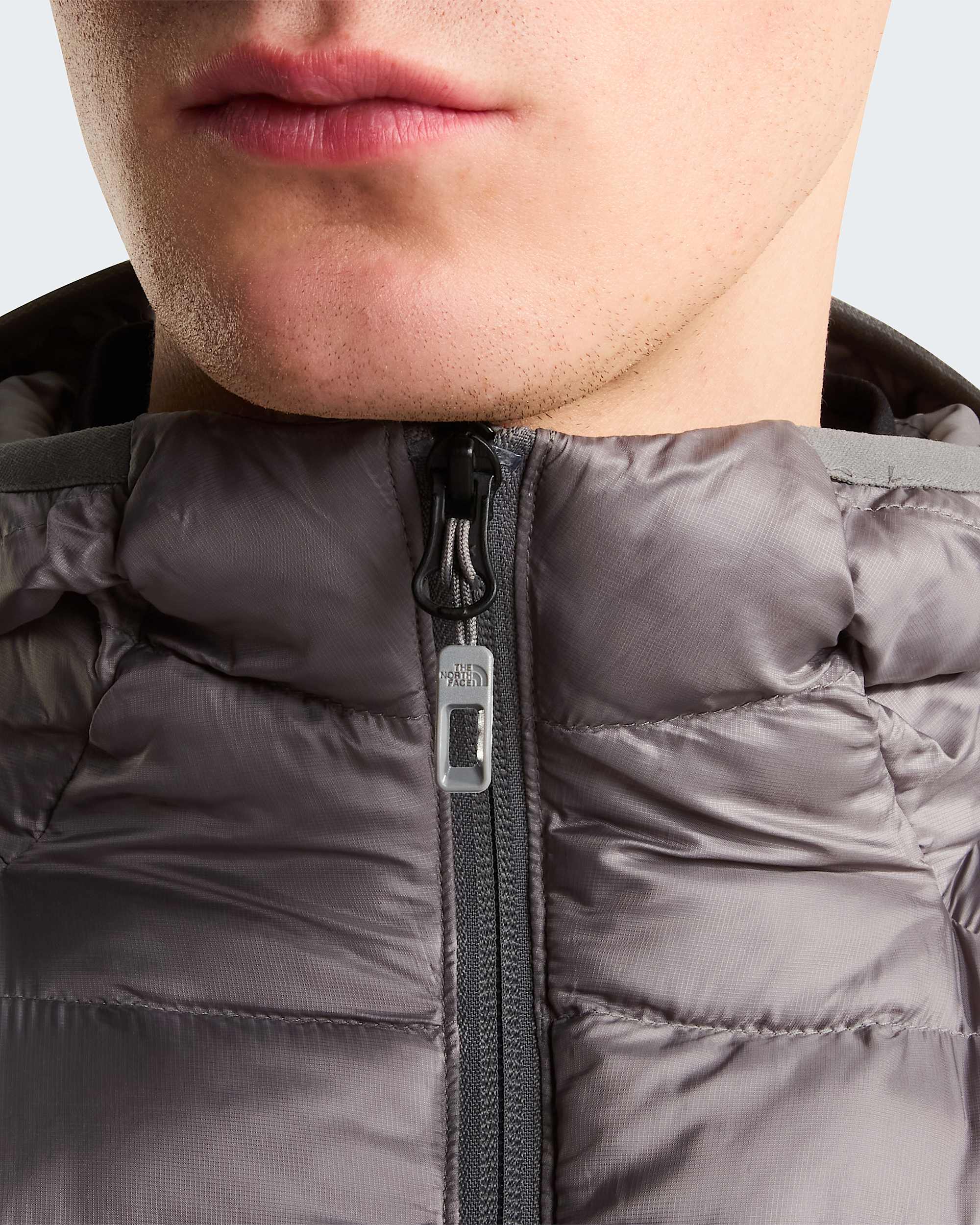 Huila Synthetic Insulation Hooded Jacket M TNF Smoked Pearl ALT6