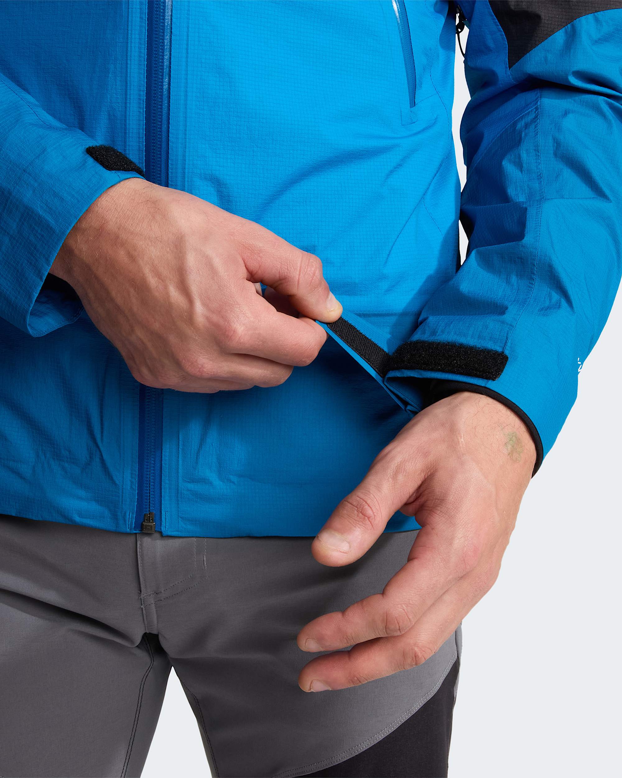 Mens Signal 25L DryVent Jacket TNF ALT12