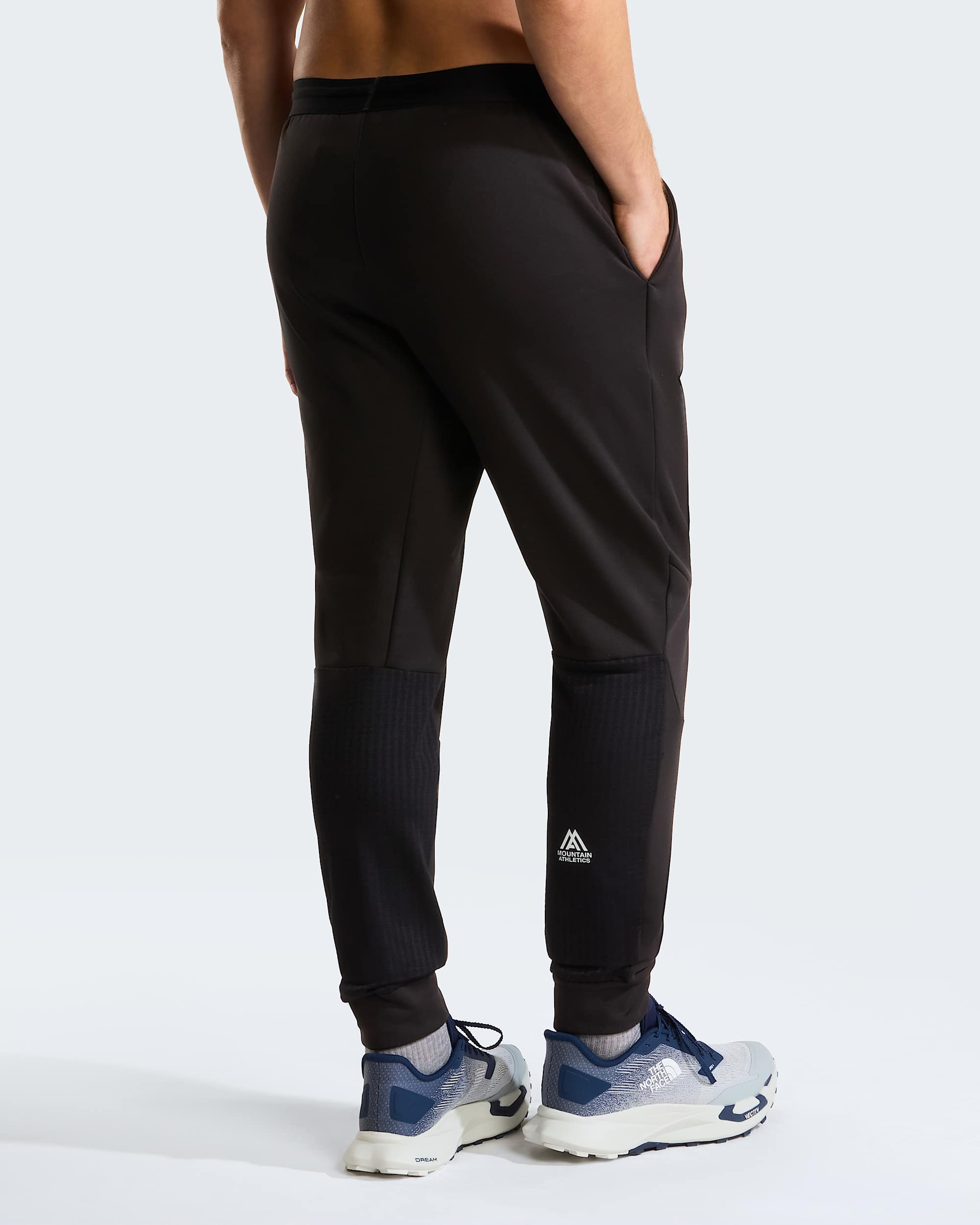Mens Mountain Athletics Fleece Joggers TNF ALT3