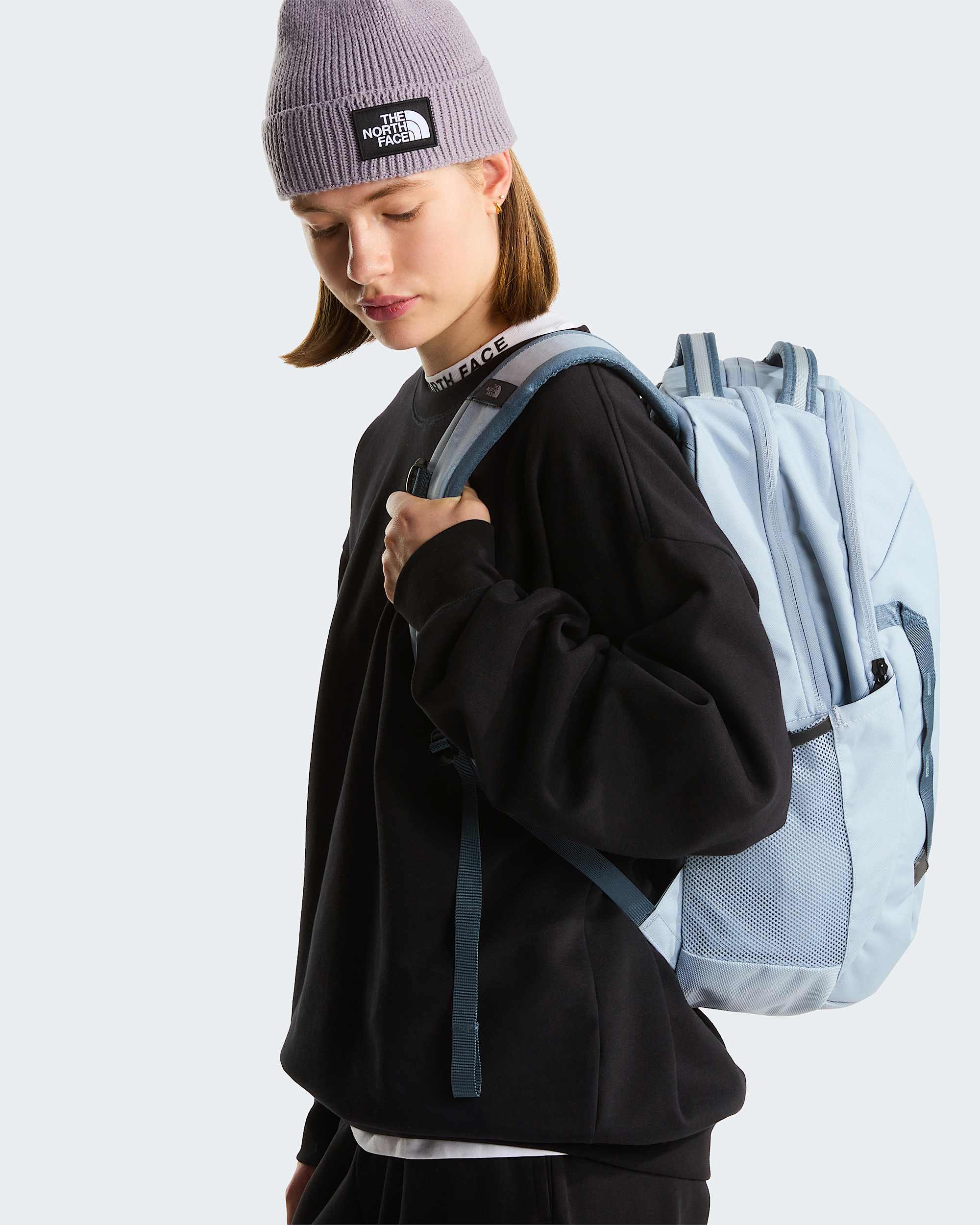 Womens Essential Sweatshirt TNF ALT5