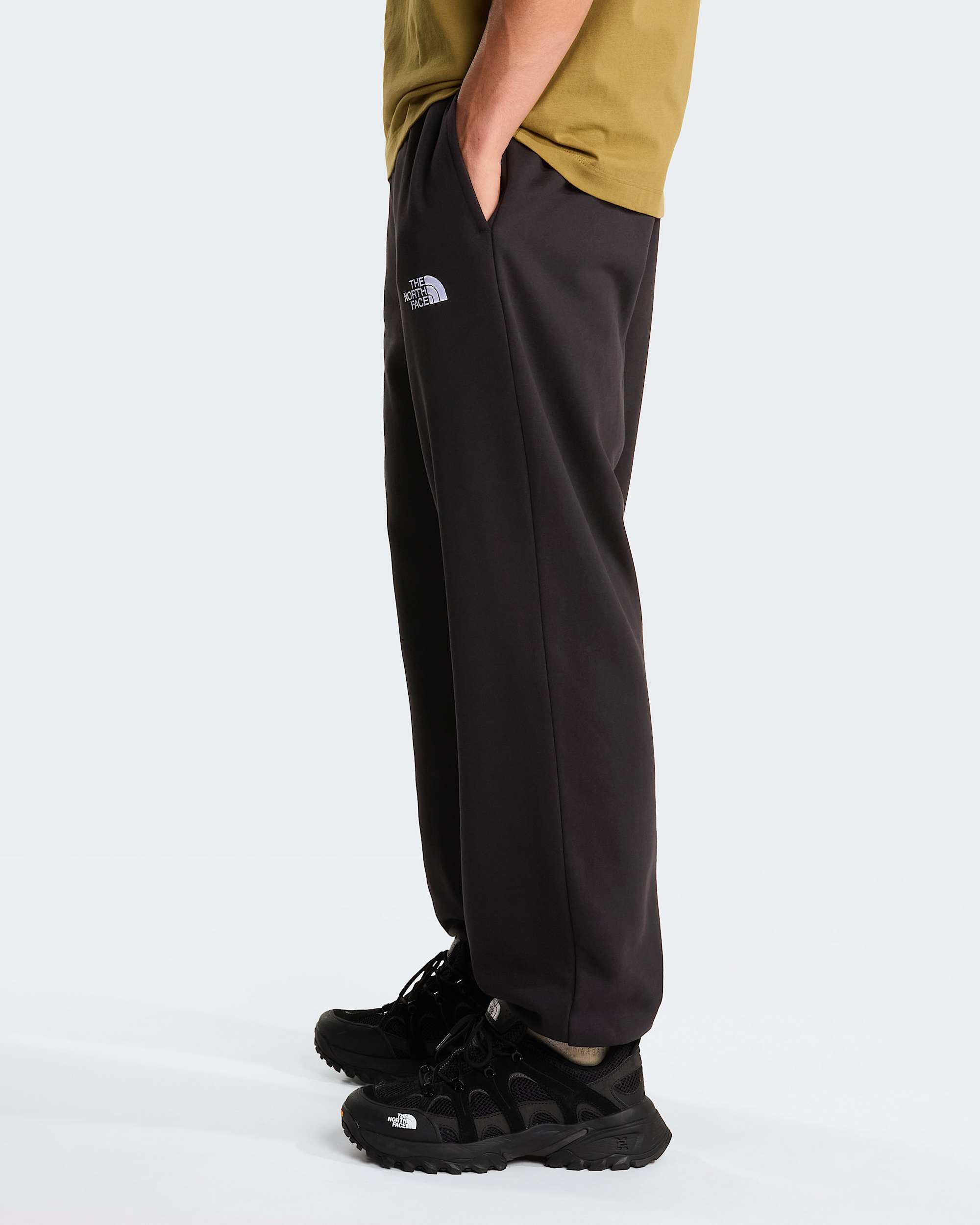 Essential Relaxed Straightjoggingbroek voor heren TNF ALT2