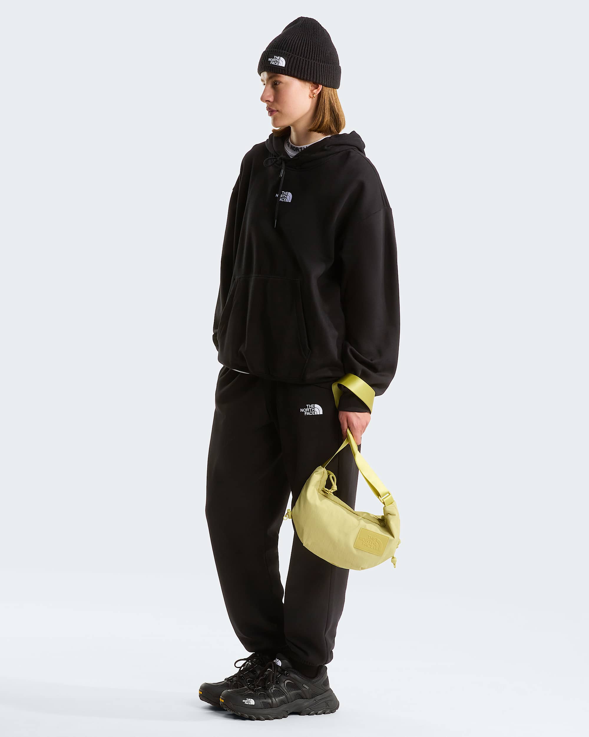Womens Essential Relaxed Straight Joggers TNF ALT1
