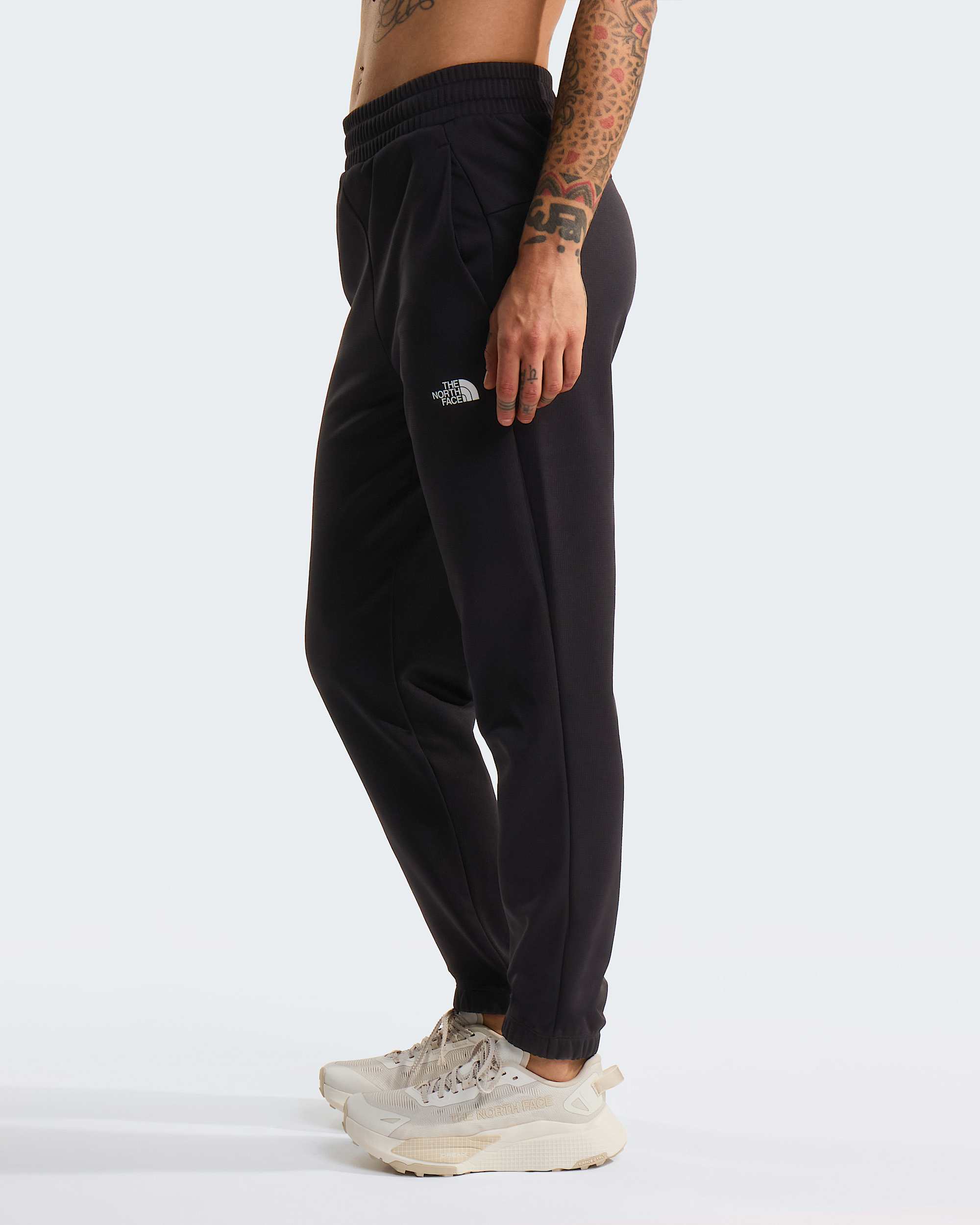 Womens Reaxion 20 Joggers TNF ALT2