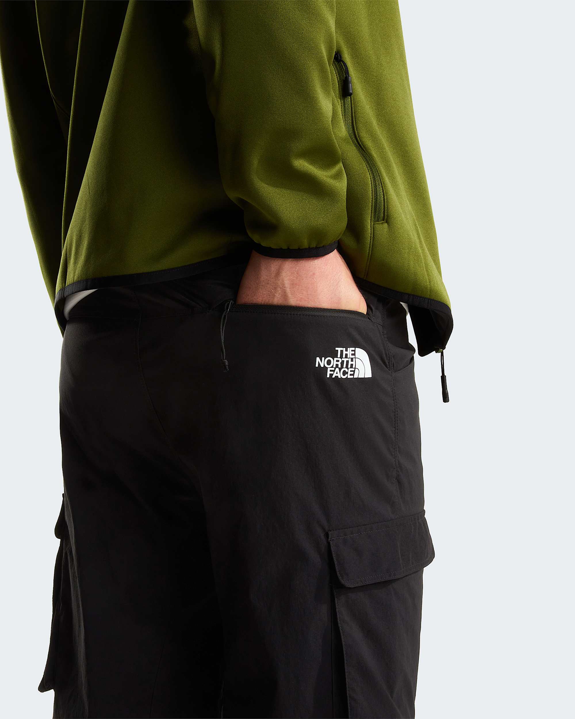 Mens Exploration Cargo Shorts TNF ALT5