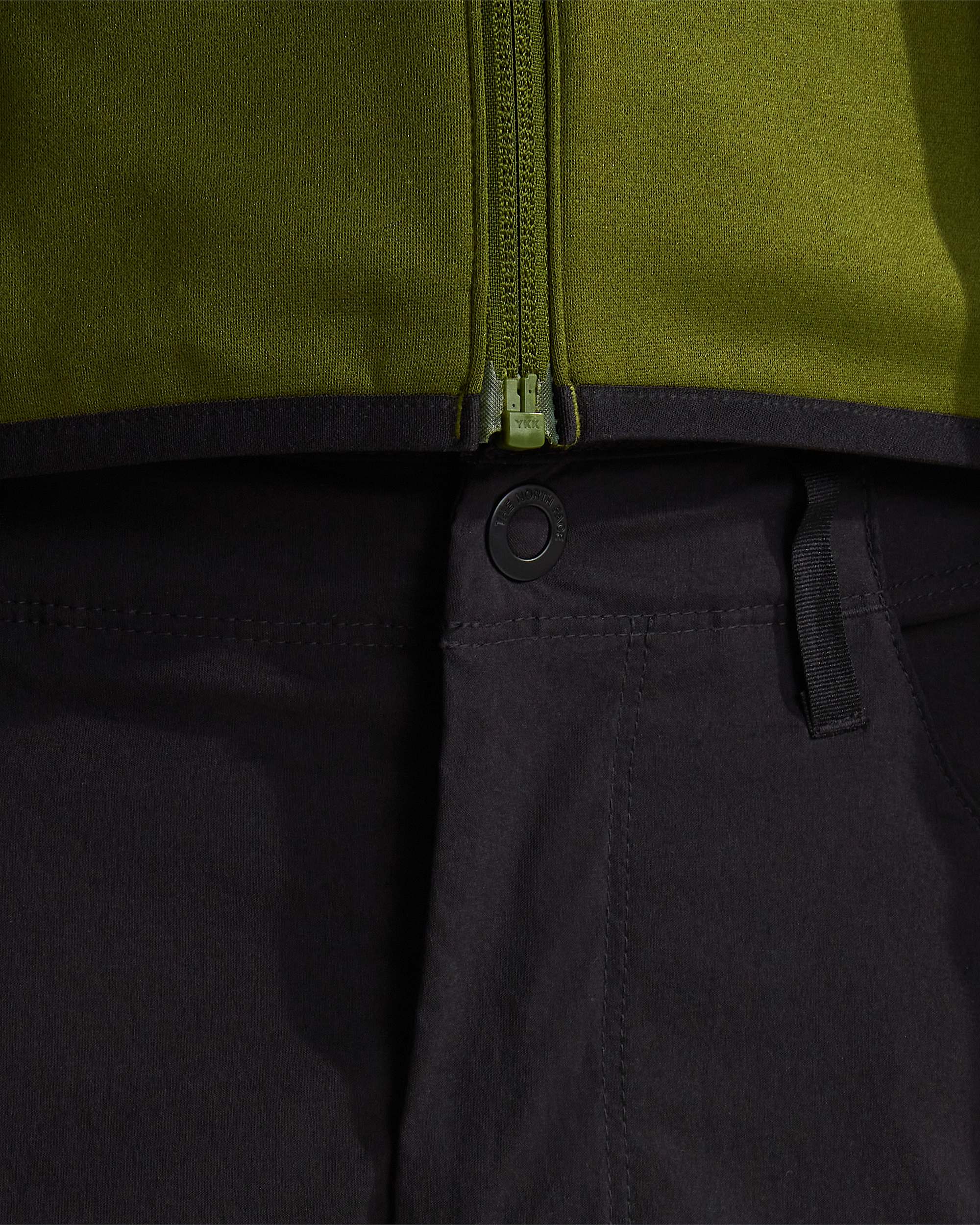 Mens Exploration Cargo Shorts TNF ALT6