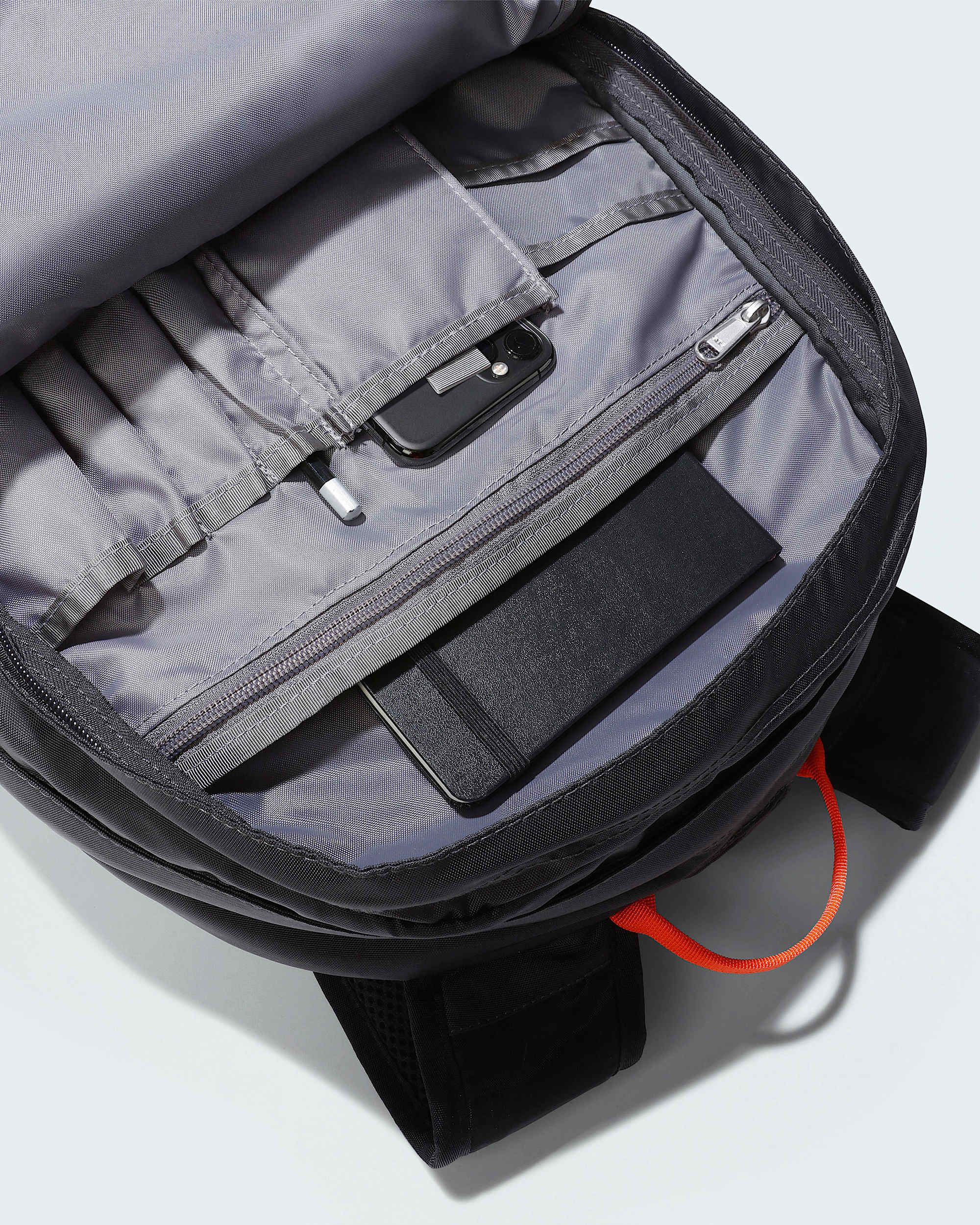 Mochila Borealis Classic TNF Asphalt GreyRetro OrangeNPF ALT5