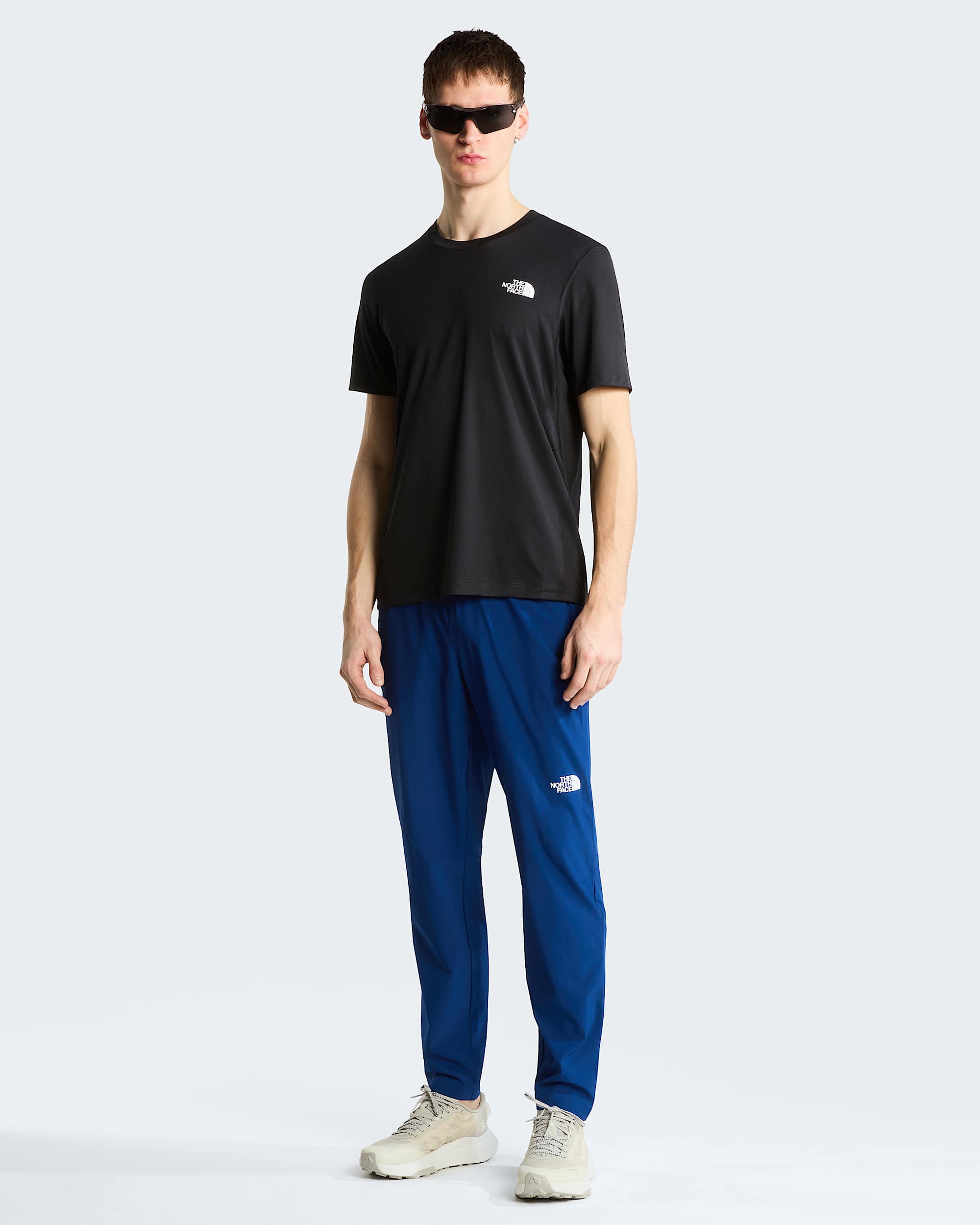 Mens 247 Woven Joggers TNF ALT1