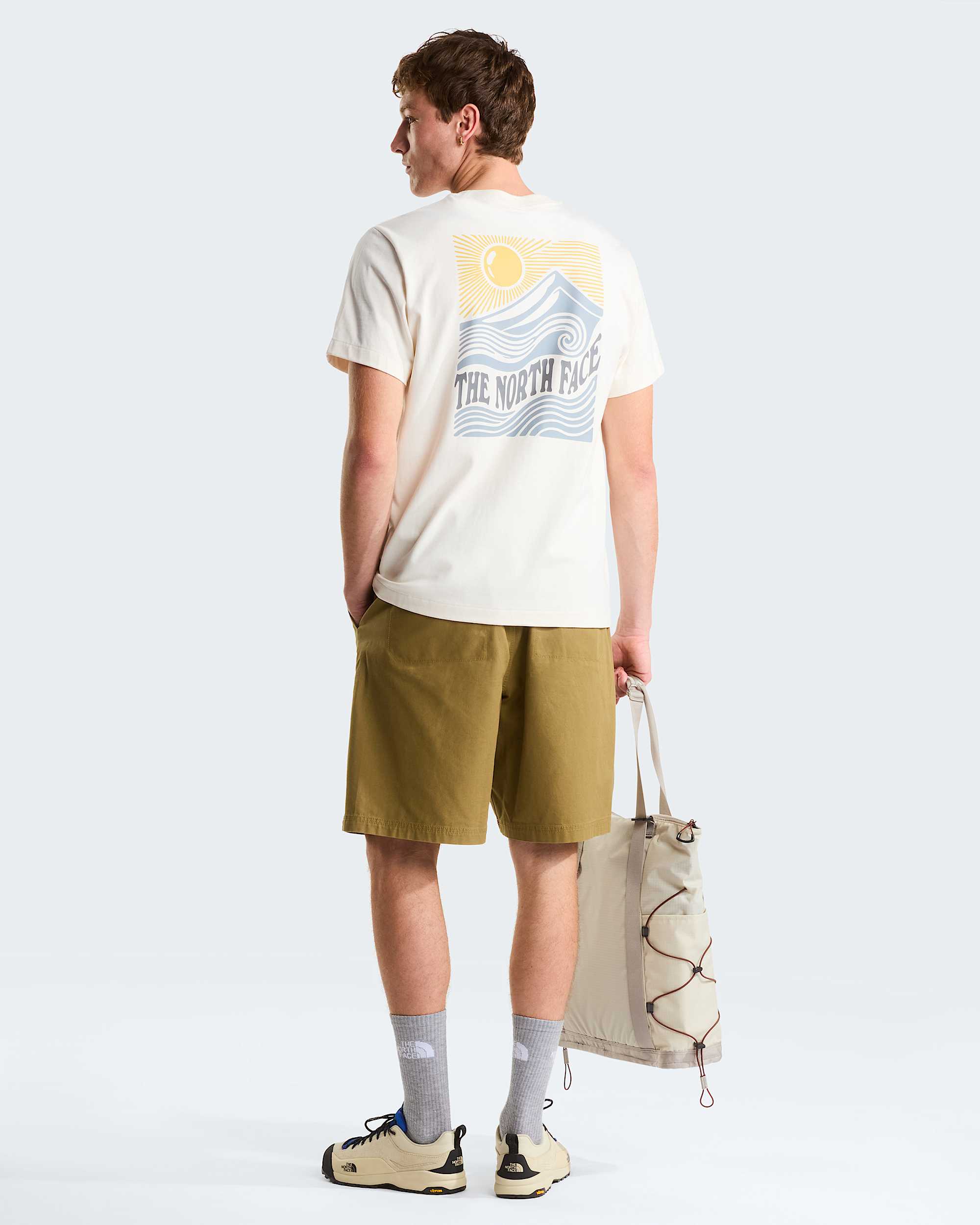 Camiseta holgada con estampado grfico Mountain Escape TNF alt4