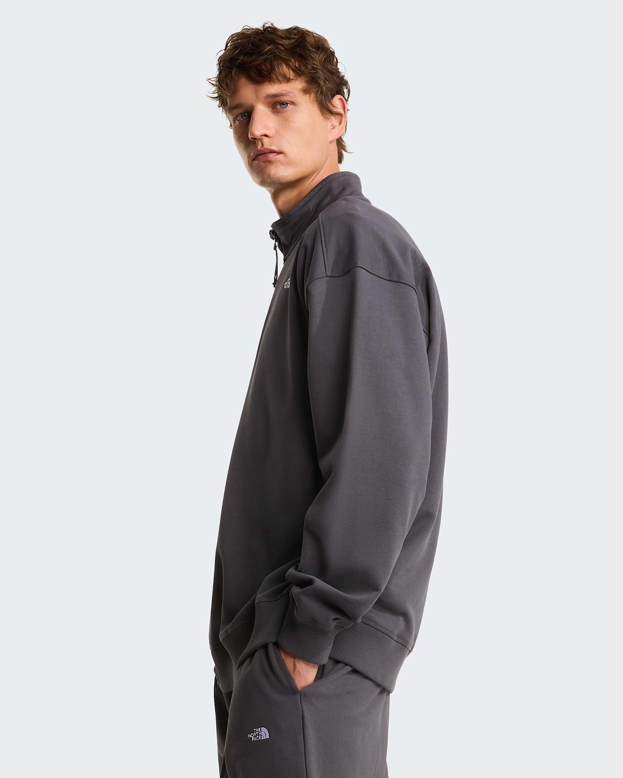 Essential leicht  relaxt geschnittenes Sweatshirt mit 14langem RV in Unisex TNF Anthracite Grey ALT4
