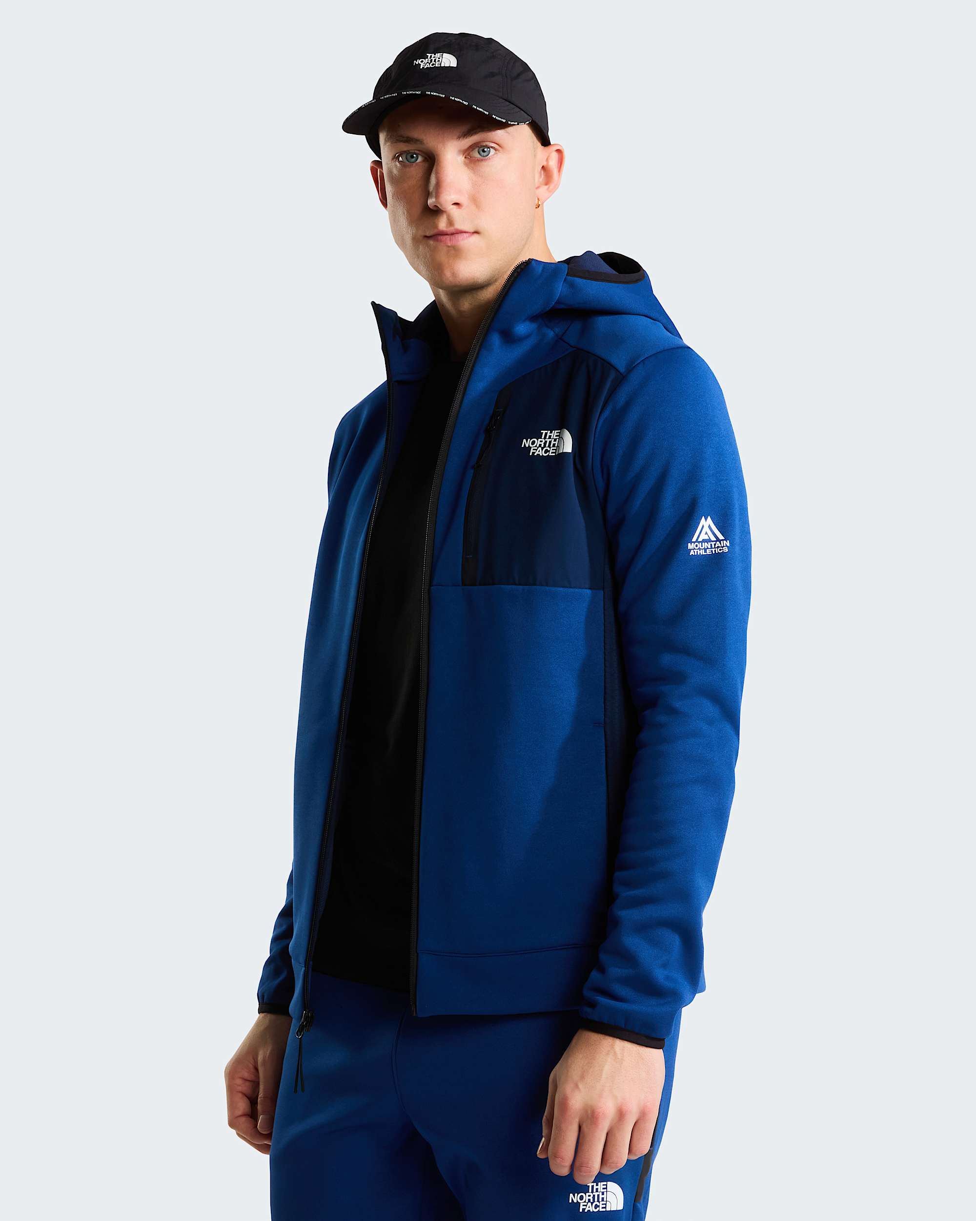 Mens Mountain Athletics Hooded Fleece TNF ALT4
