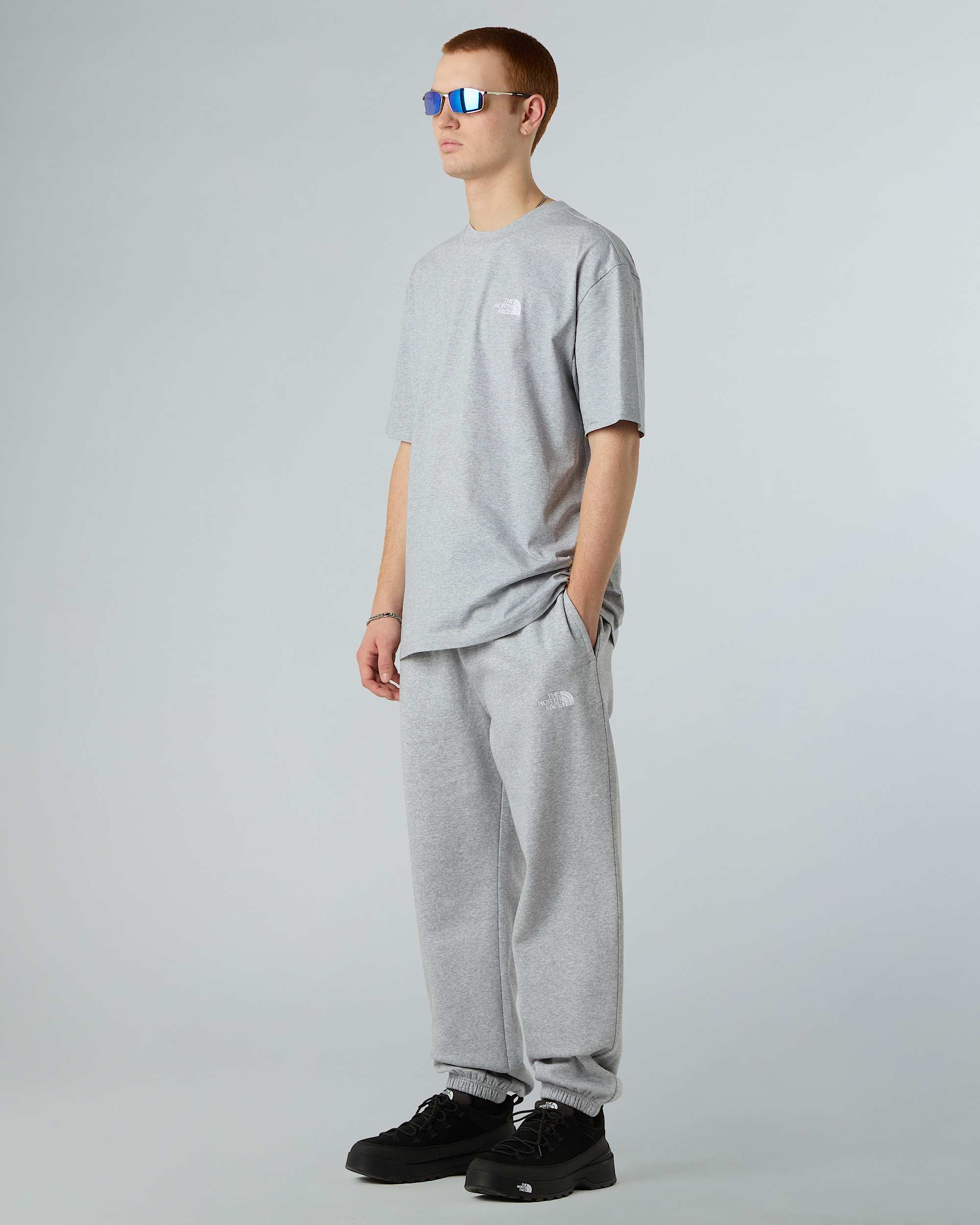 Mens Oversized Essential TShirt TNF ALT5