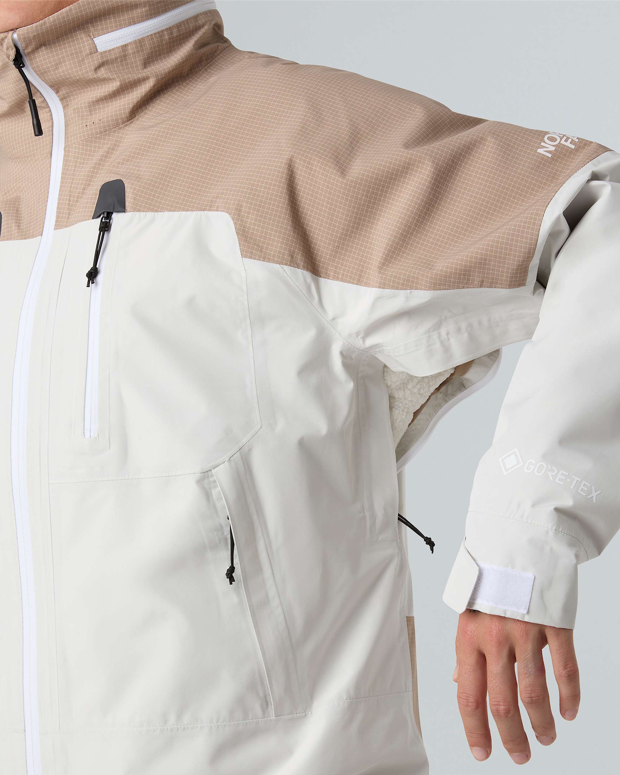 Hike Devils Thumb GORETEX Jacket W TNF White DuneMushroom Grey ALT10