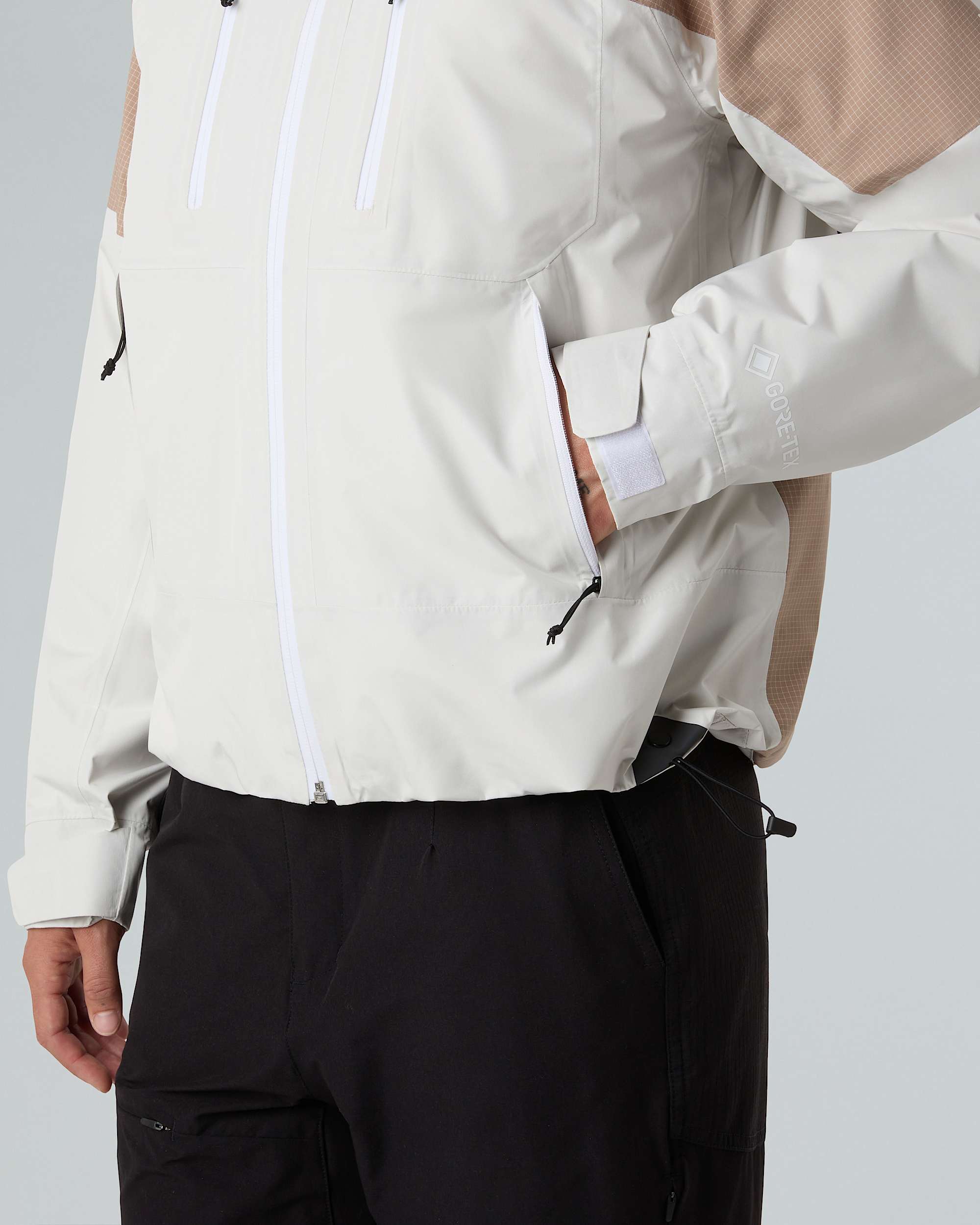 Hike Devils Thumb GORETEX Jacket W TNF White DuneMushroom Grey ALT11