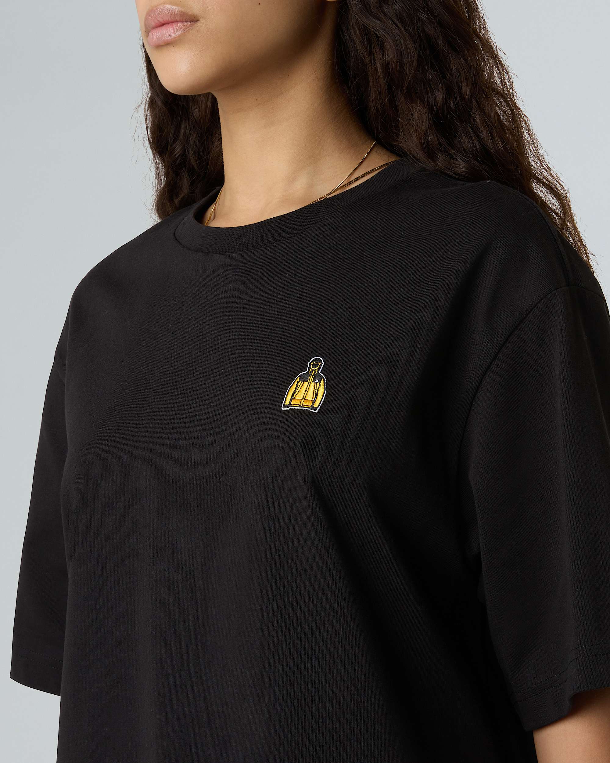 Unisex Icon Mountain Jacket Relaxed TShirt TNF ALT12