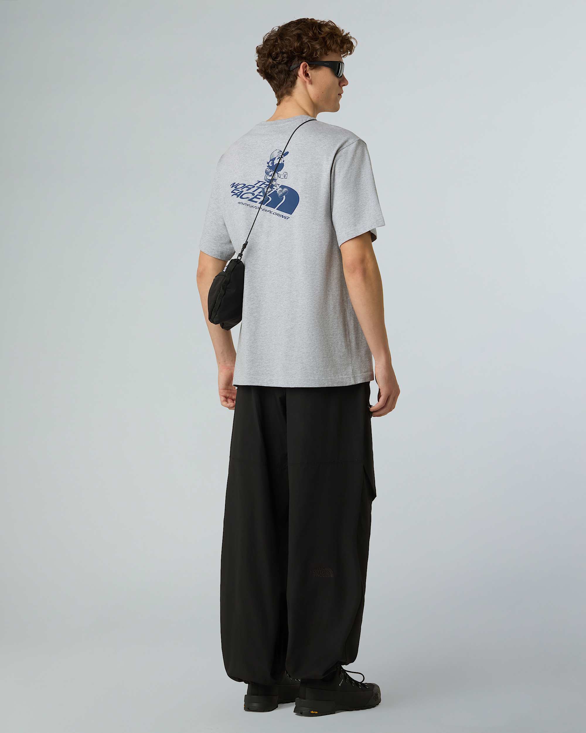 Unisex Run Graphic Relaxed TShirt TNF ALT6