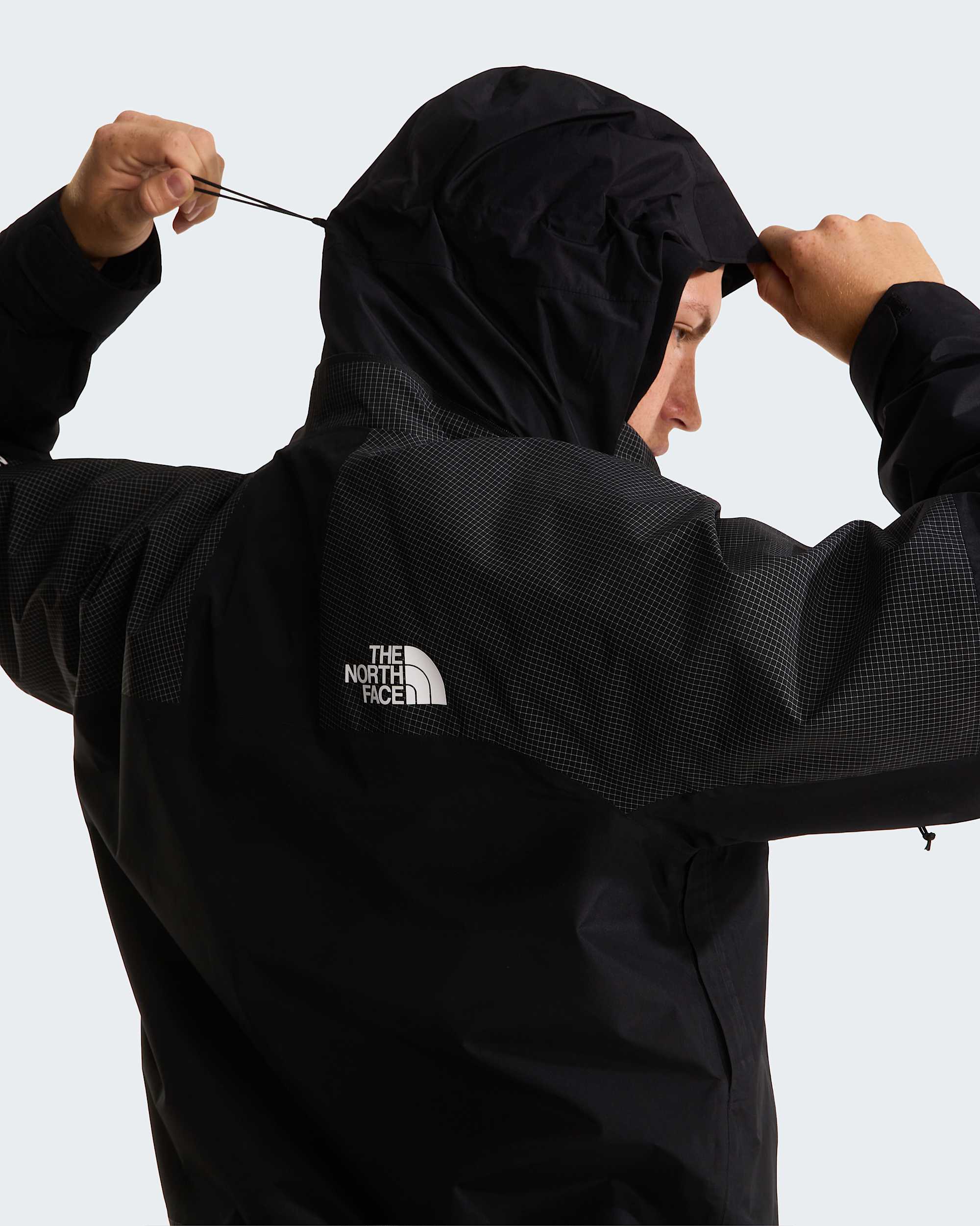 Mens Hike Devils Thumb GORETEX Jacket TNF ALT6