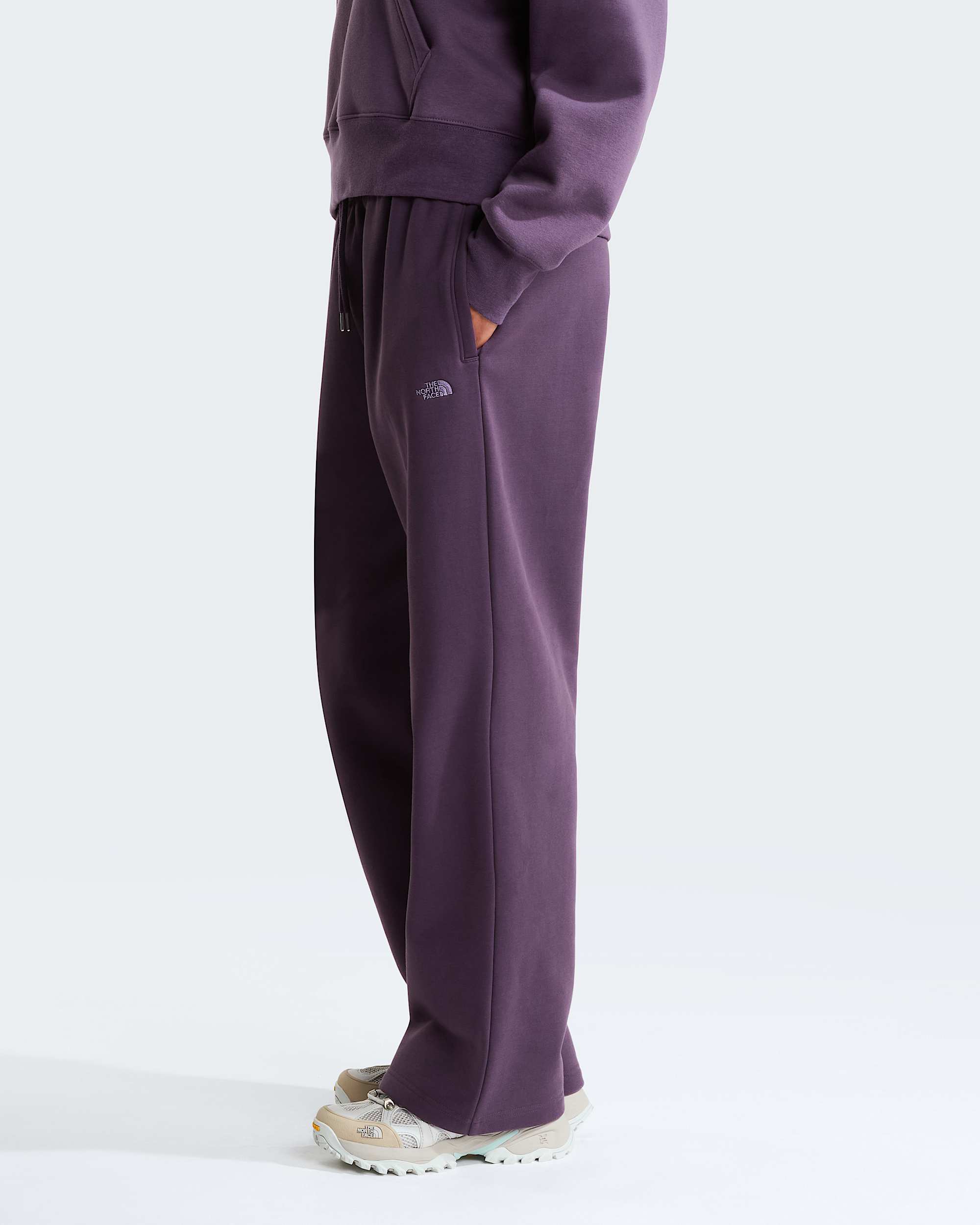 Womens TNF Essential Simple Dome Relaxed Straight Joggers TNF ALT2