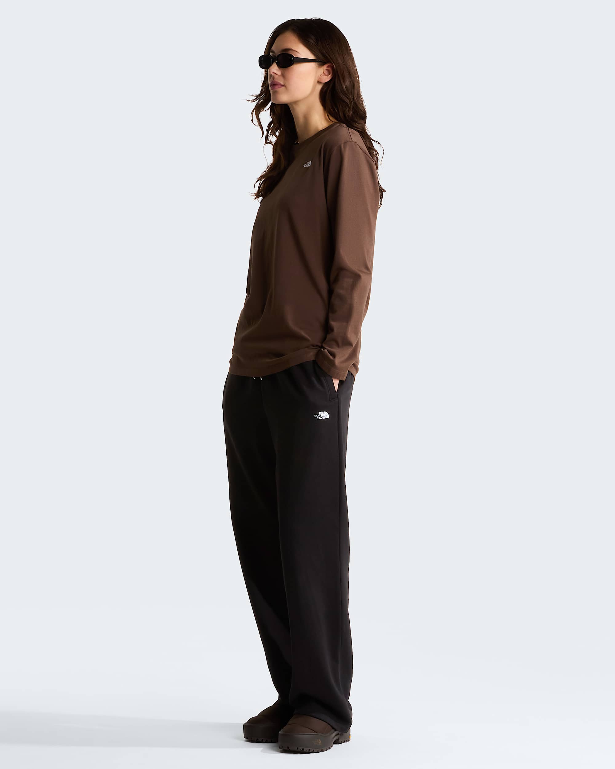 TNF Essential Simple Dome Relaxed Tshirt met lange mouwen TNF ALT1