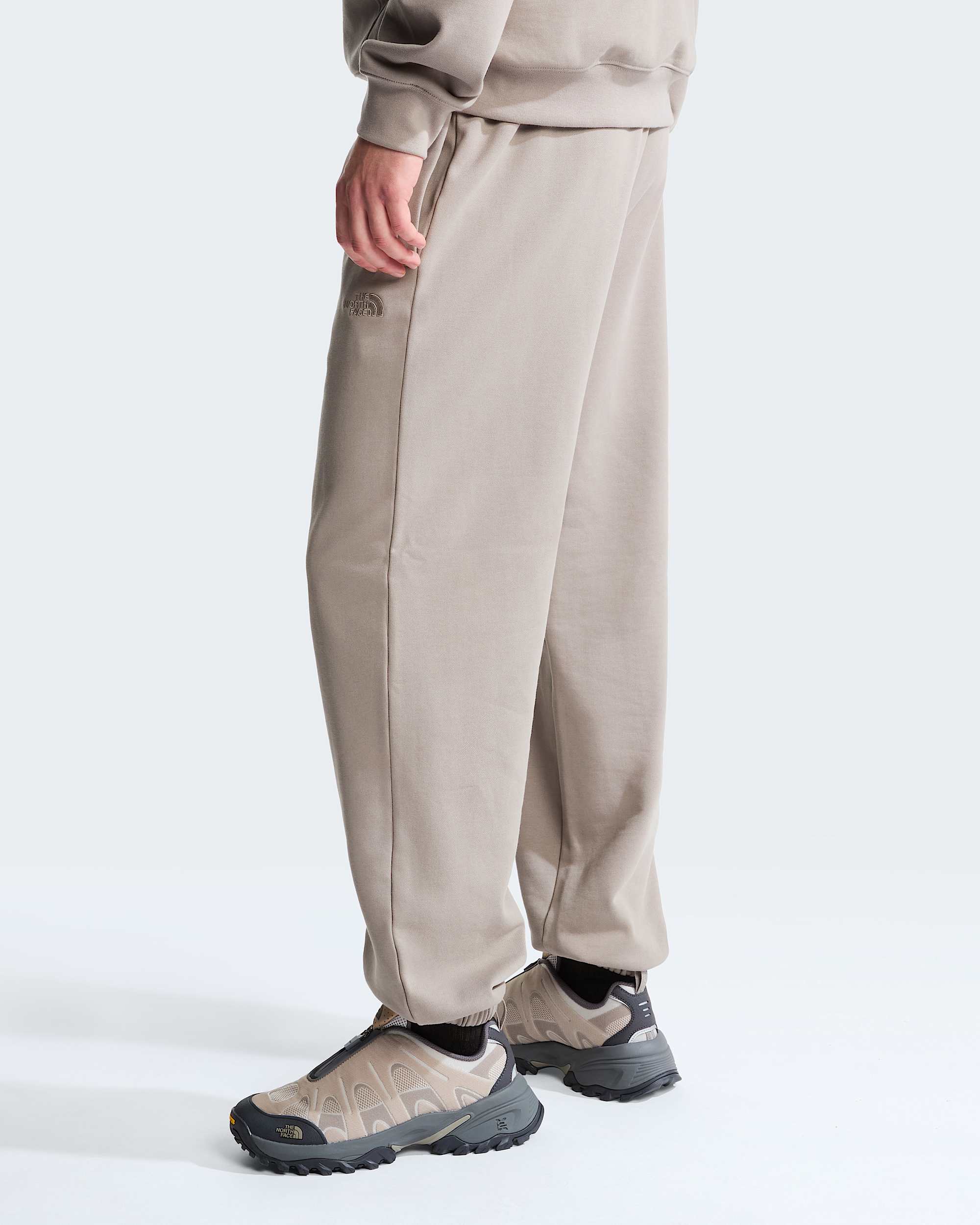 Mens TNF Essential Terry Simple Dome Relaxed Joggers TNF ALT2