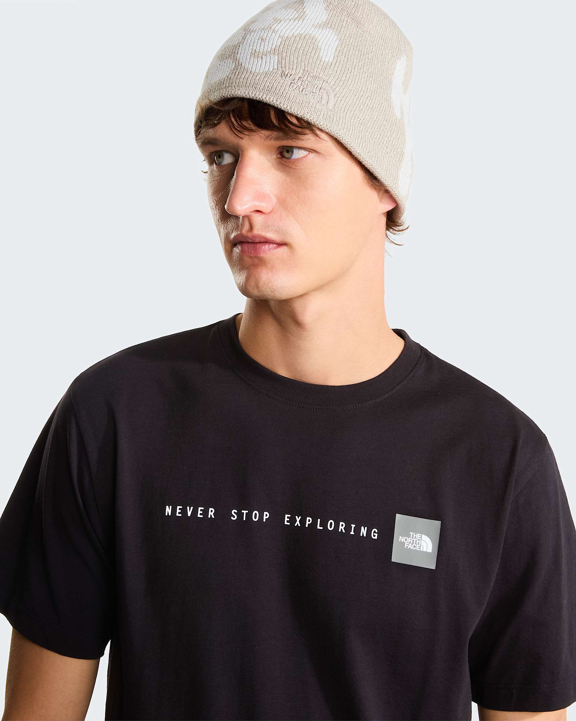 Tshirt standard Never Stop Exploring Graphic pour homme TNF alt4