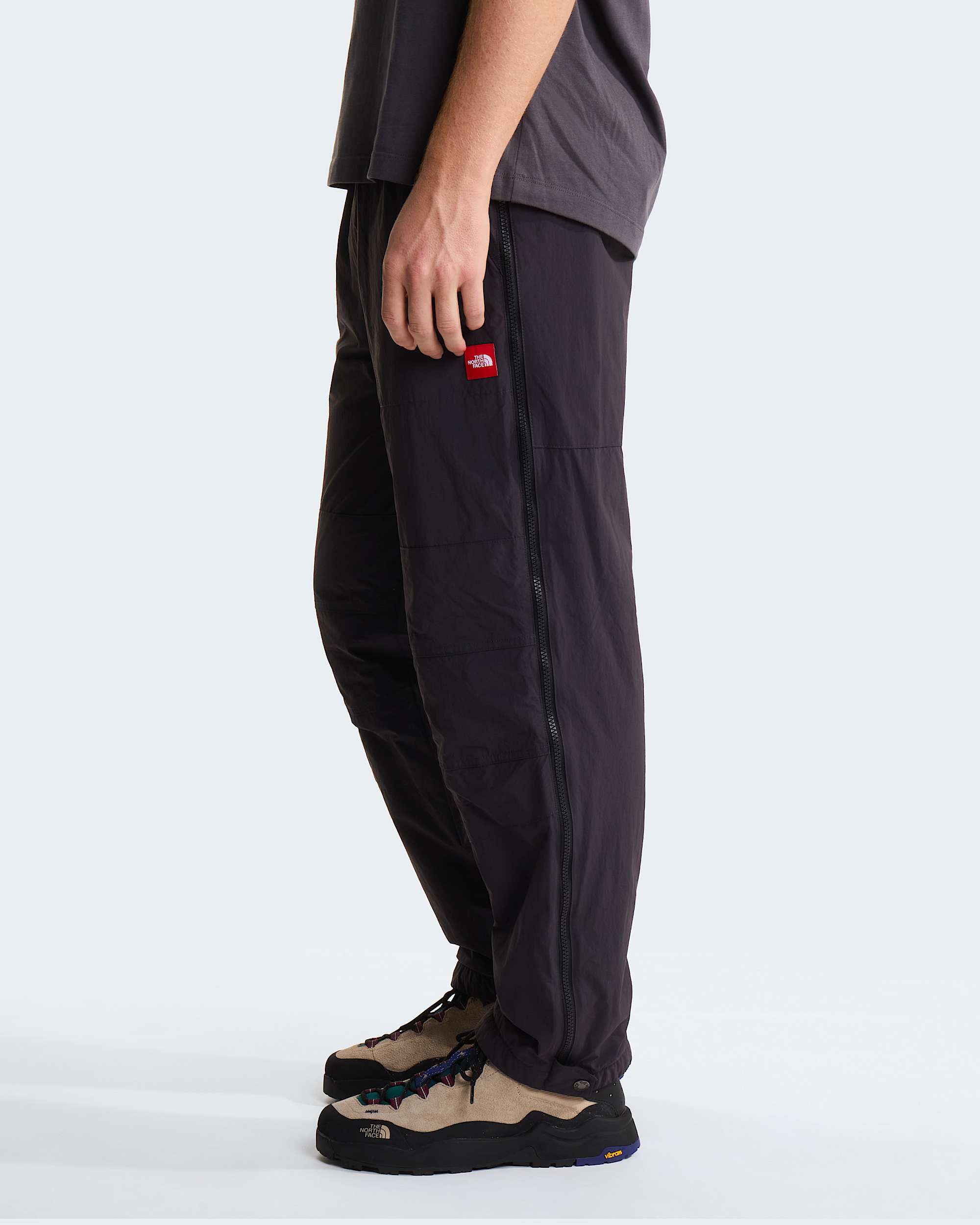 Pantaloni TNF Red Box con cerniera integrale unisex TNF ALT4