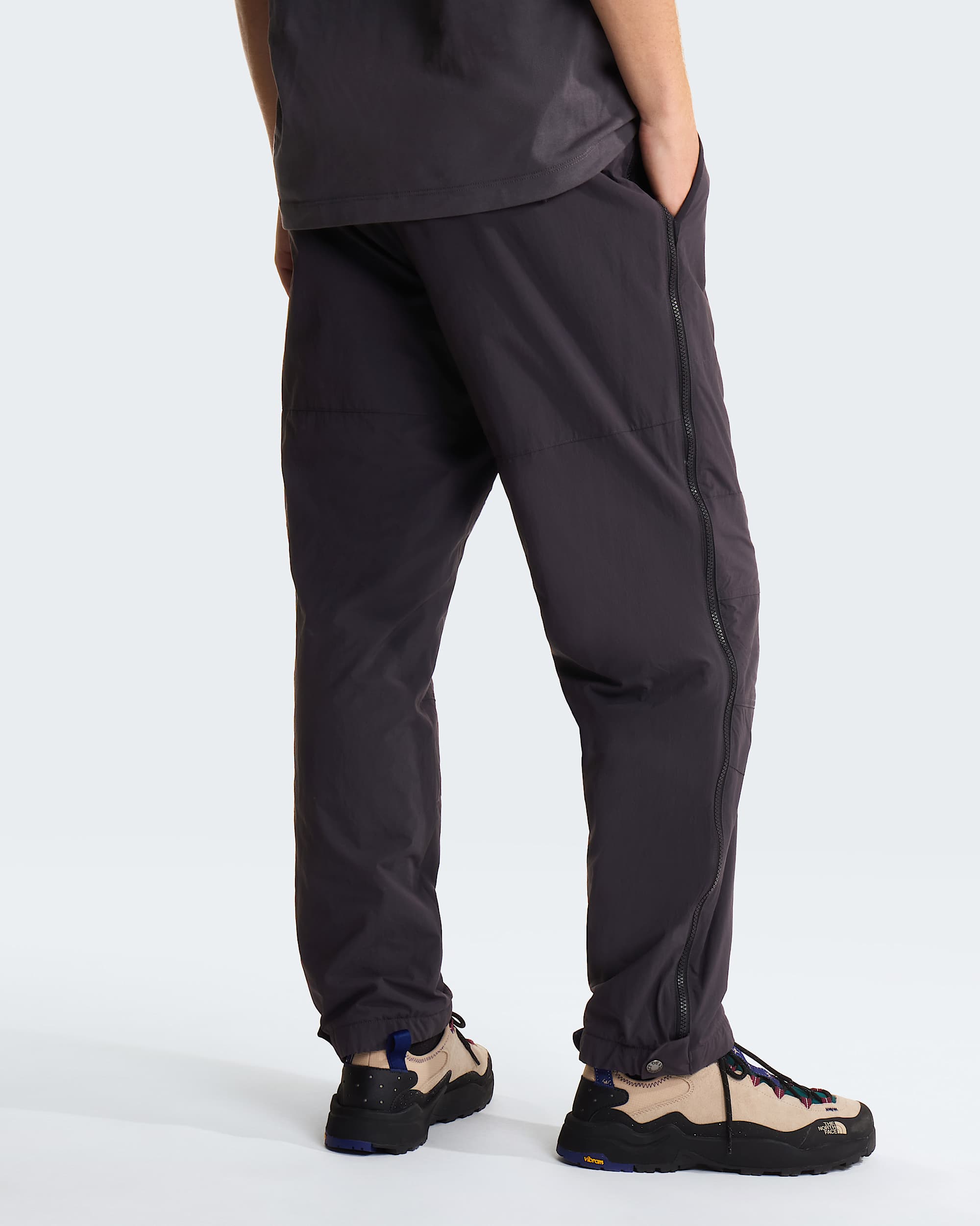 Pantaloni TNF Red Box con cerniera integrale unisex TNF ALT5