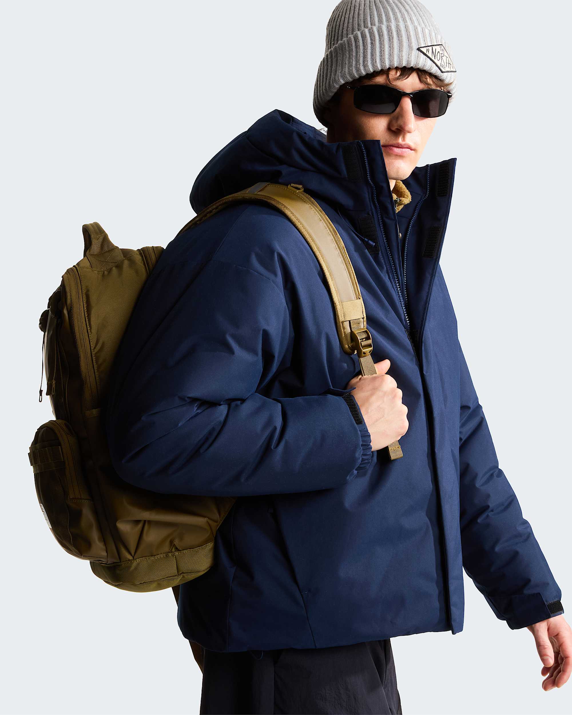 Mens Oversized Puffer Jacket TNF ALT10