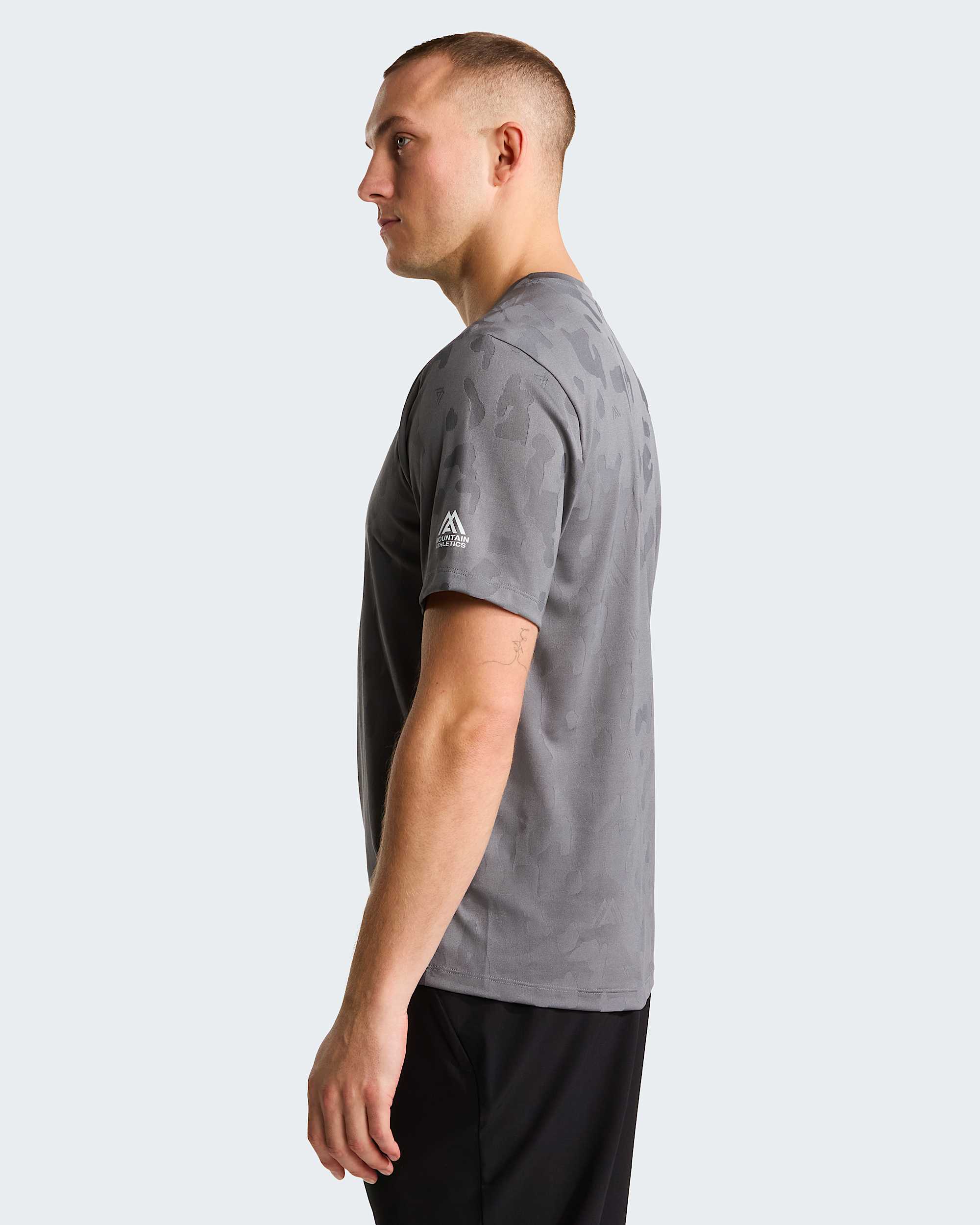 Mens Mountain Athletics TShirt 20 TNF ALT2